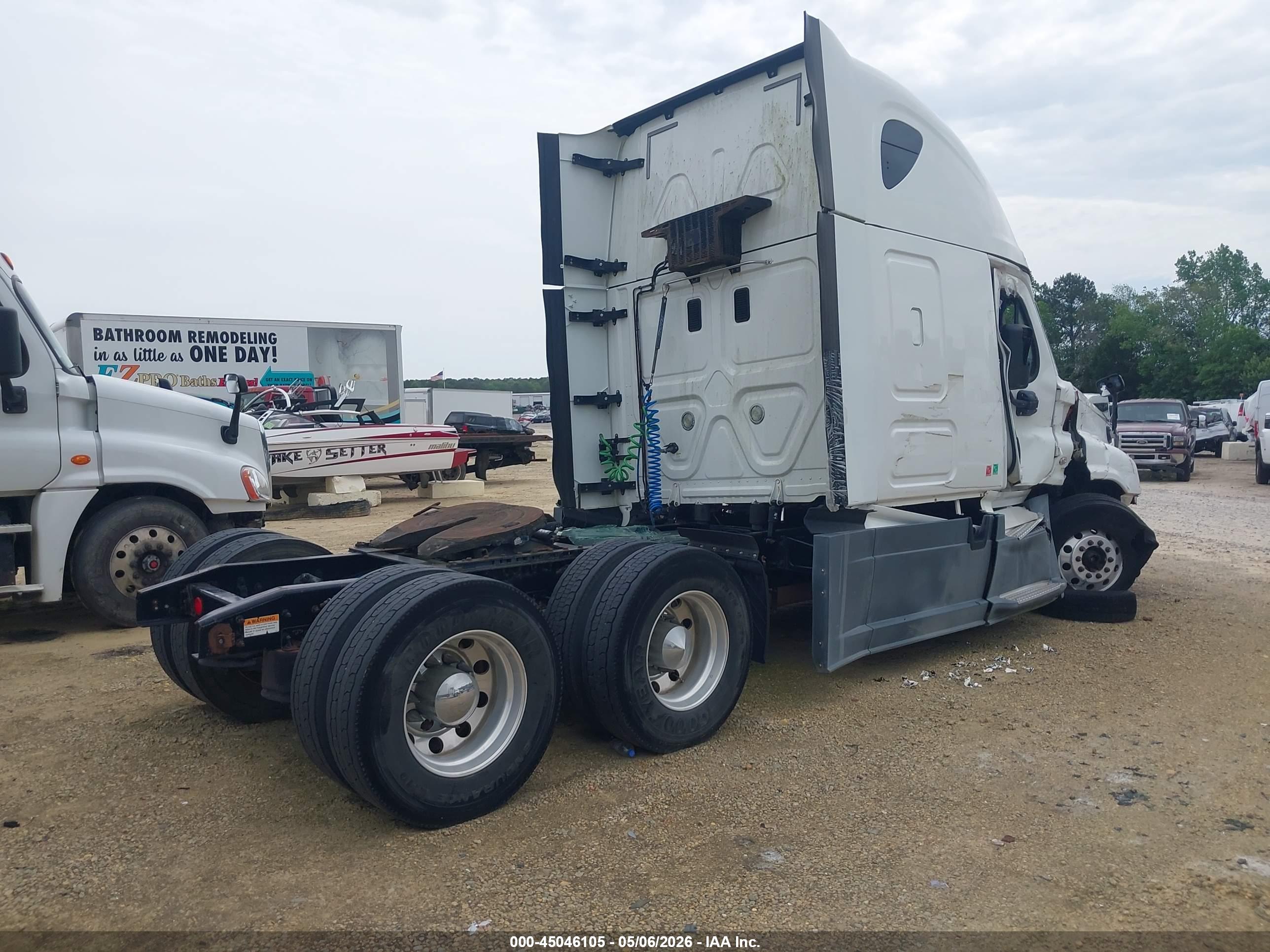FREIGHTLINER CASCADIA image 4