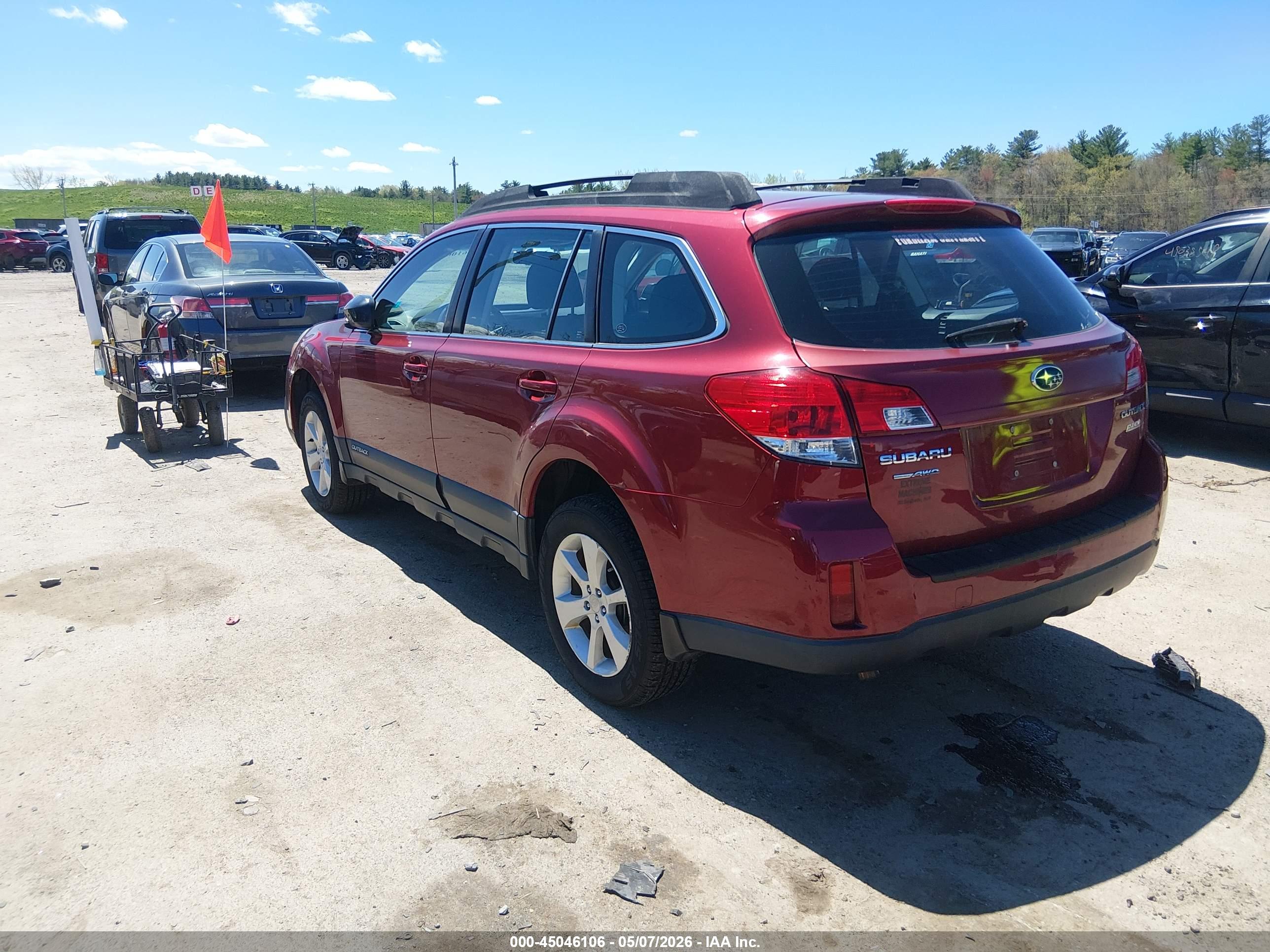 SUBARU OUTBACK image 3