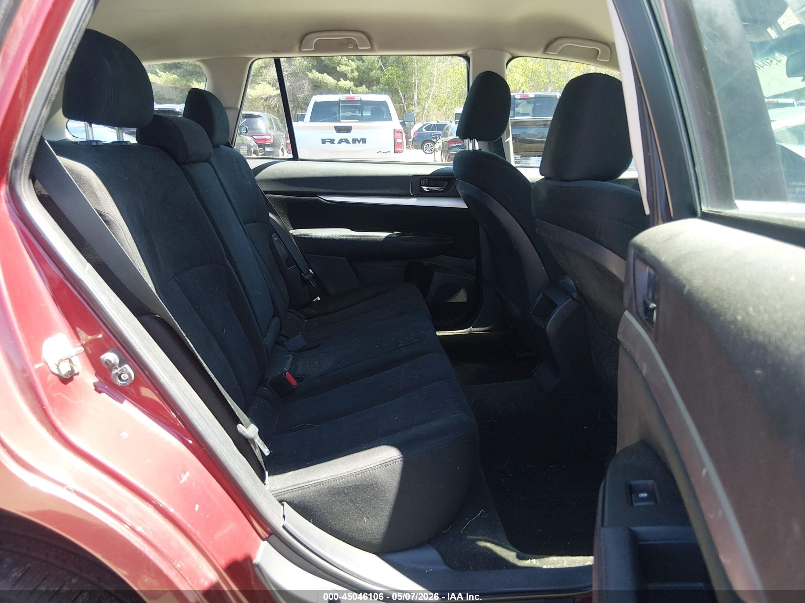 SUBARU OUTBACK image 8