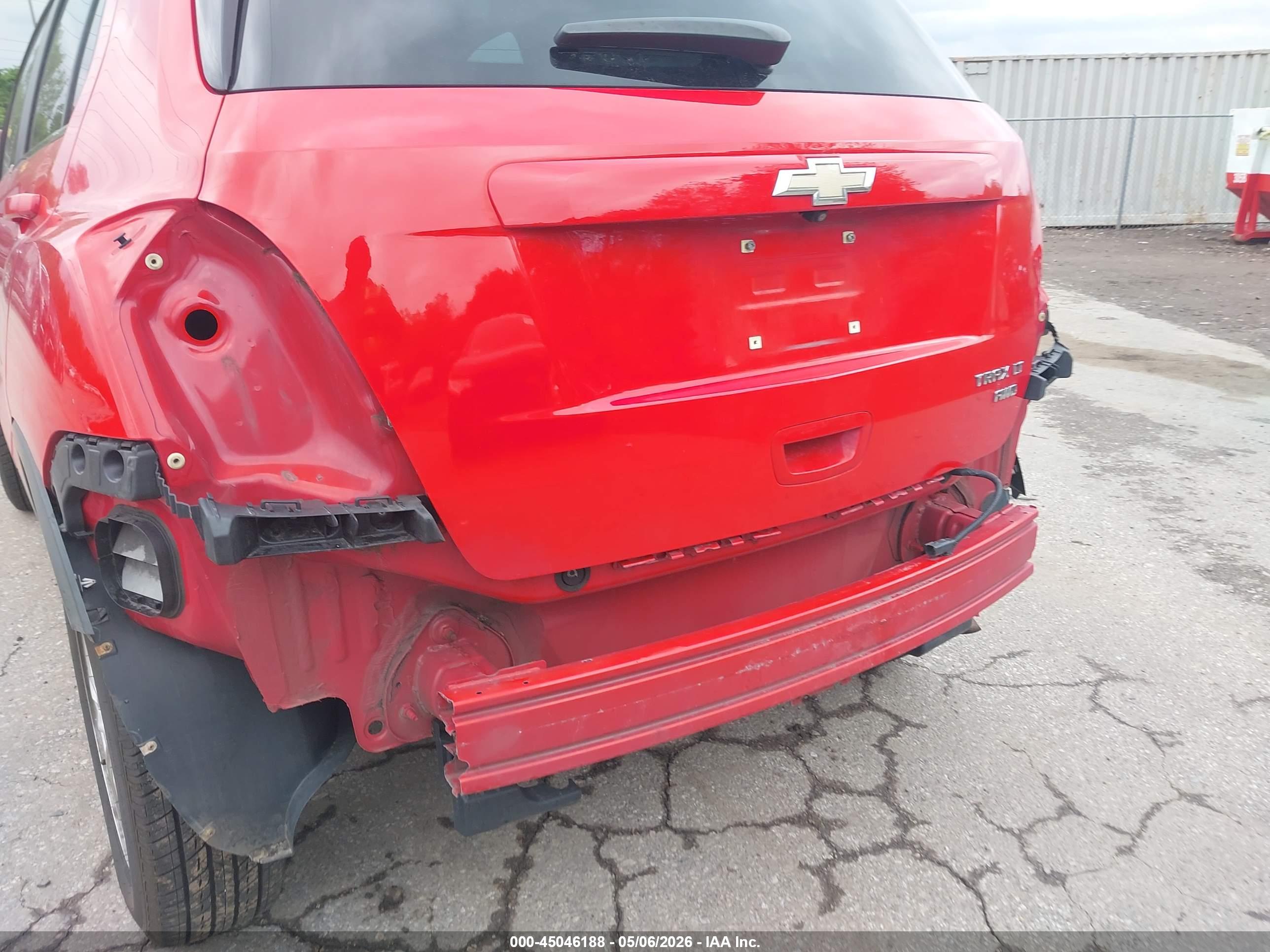 CHEVROLET TRAX image 6