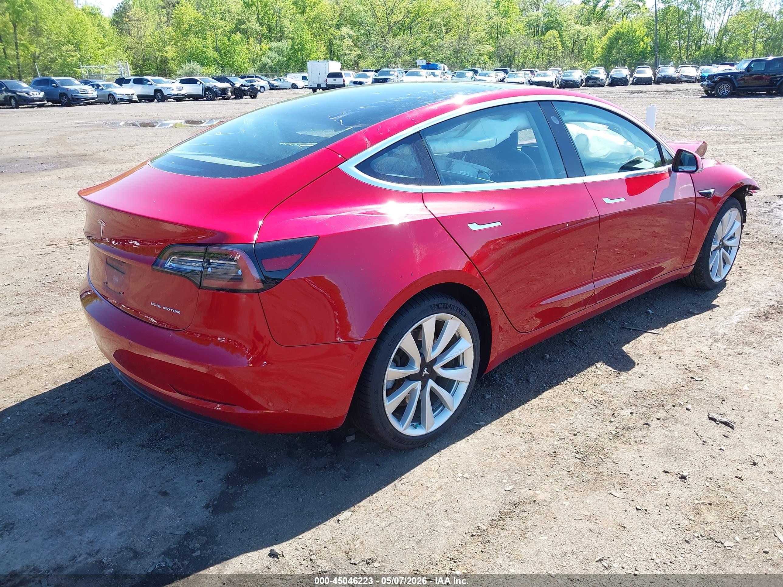 TESLA MODEL image 4