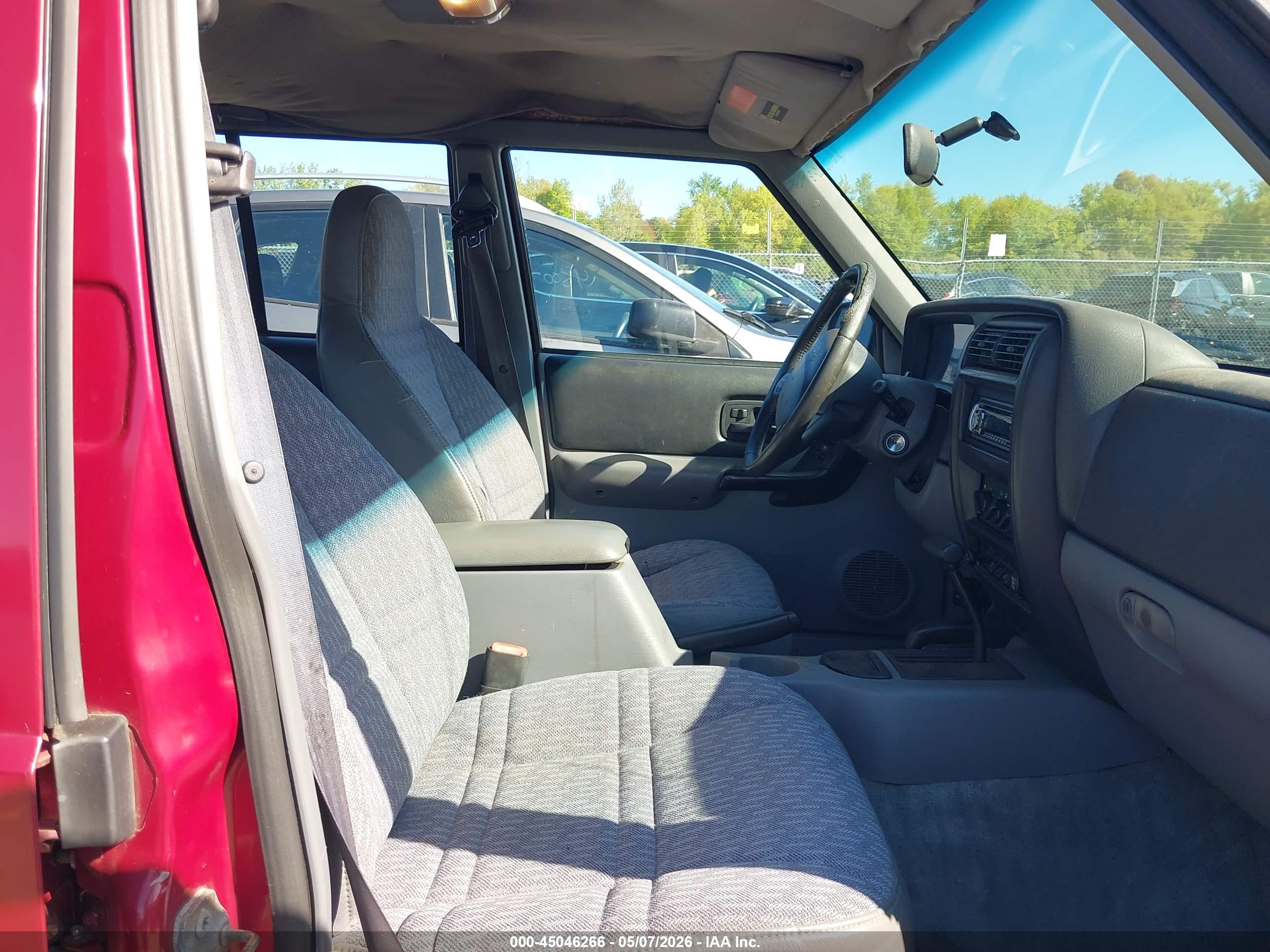 JEEP CHEROKEE image 5