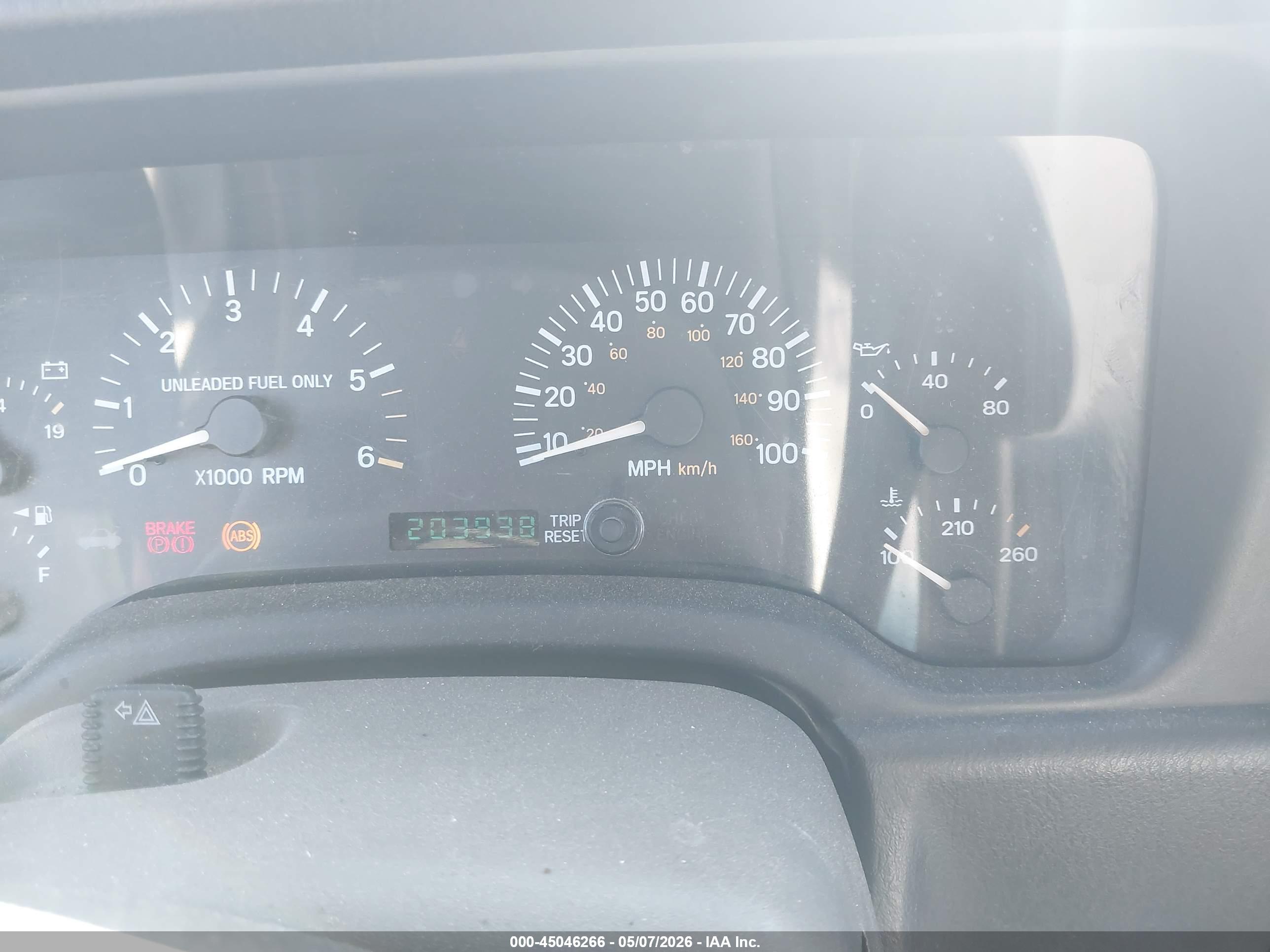 JEEP CHEROKEE image 7