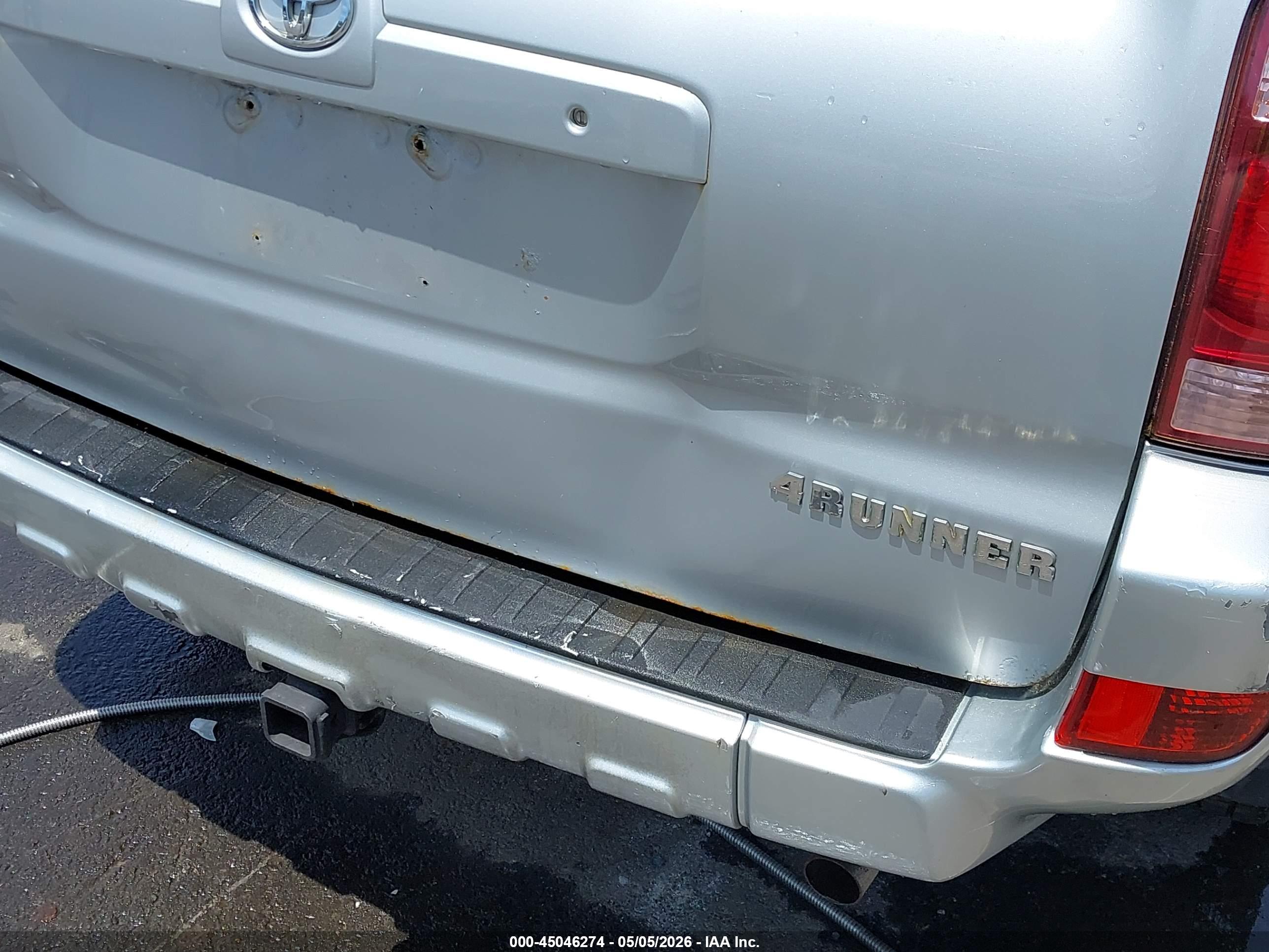 TOYOTA 4RUNNER image 6