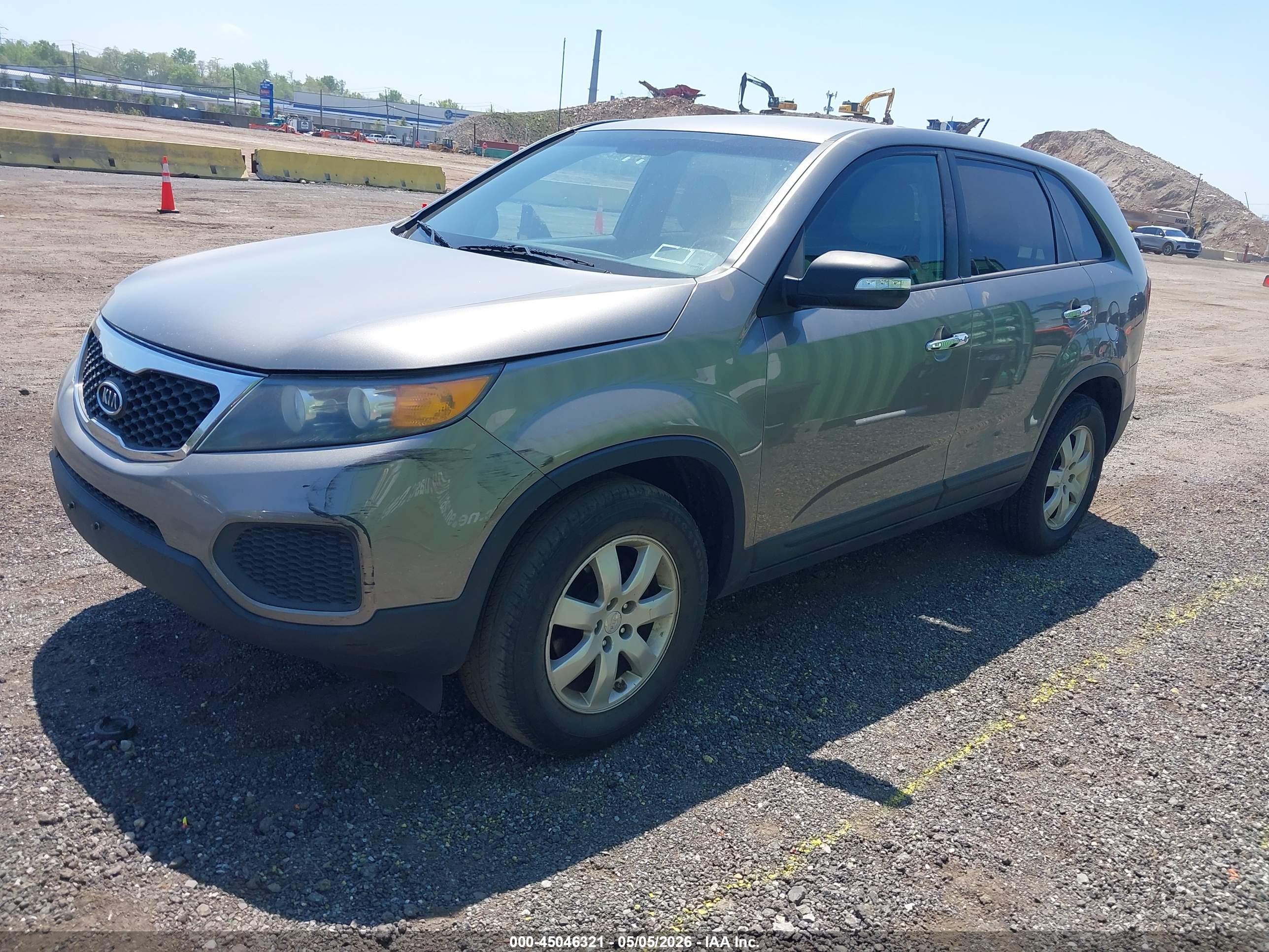 KIA SORENTO image 2