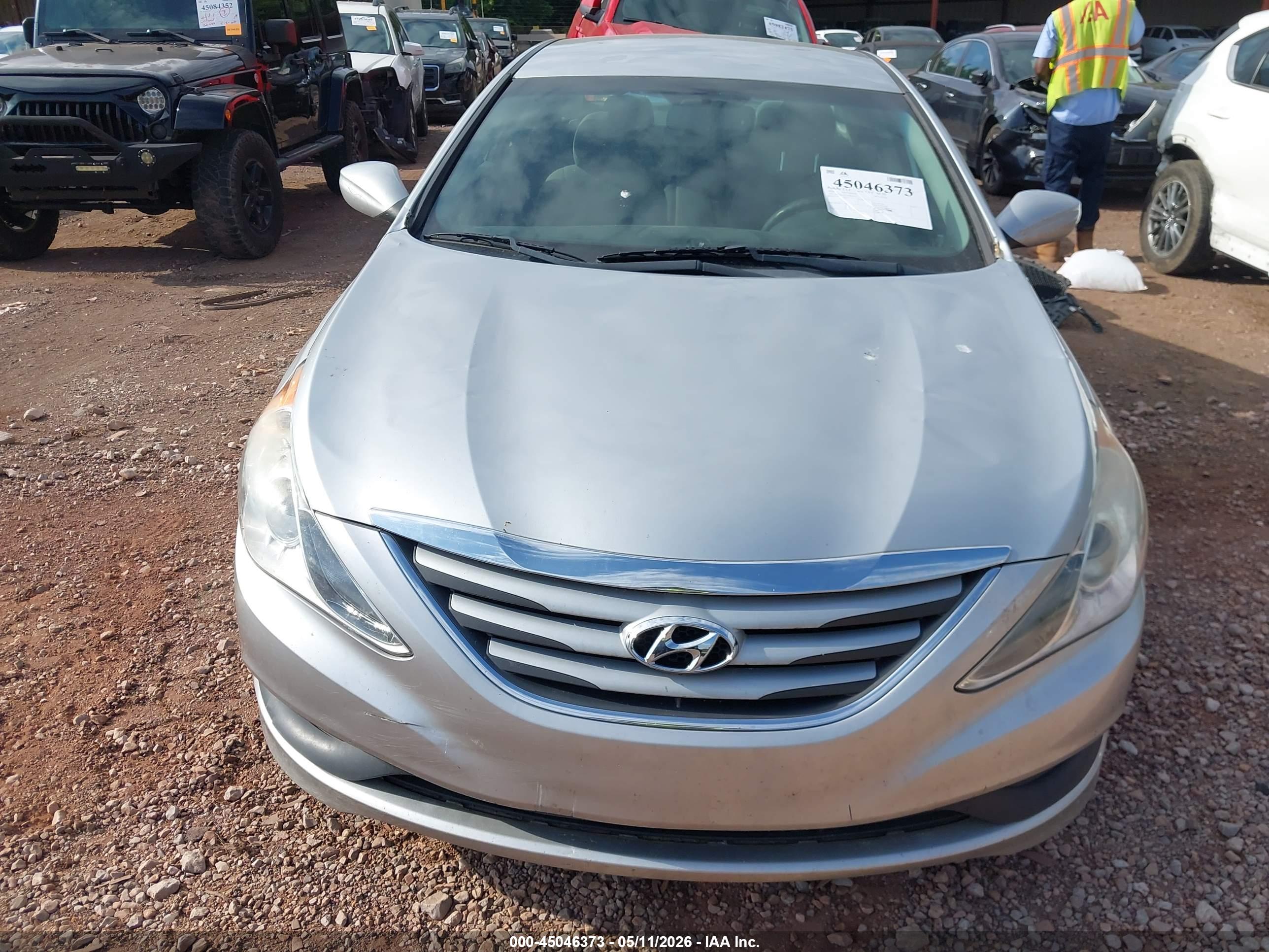 HYUNDAI SONATA image 6