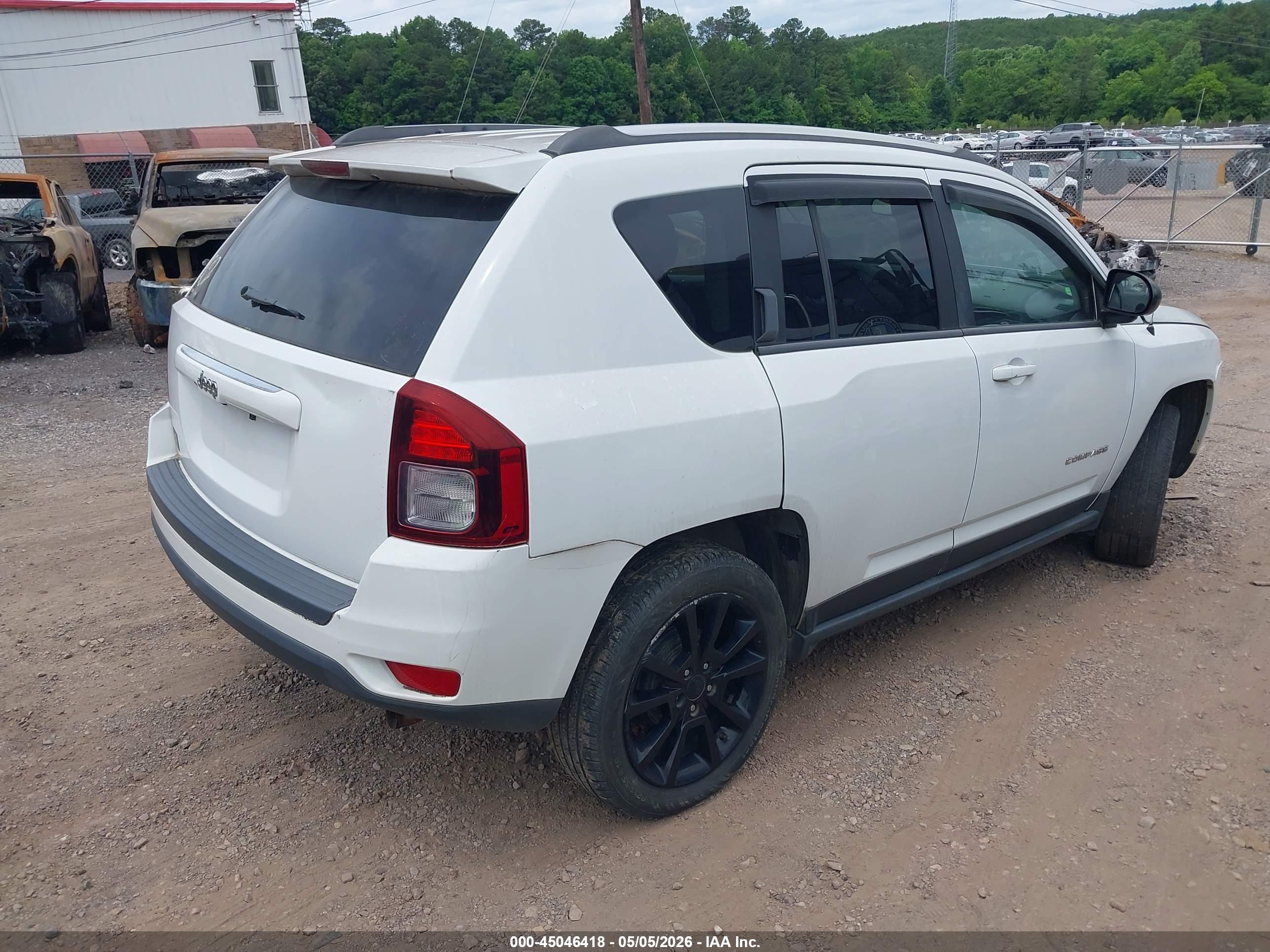 JEEP COMPASS image 4