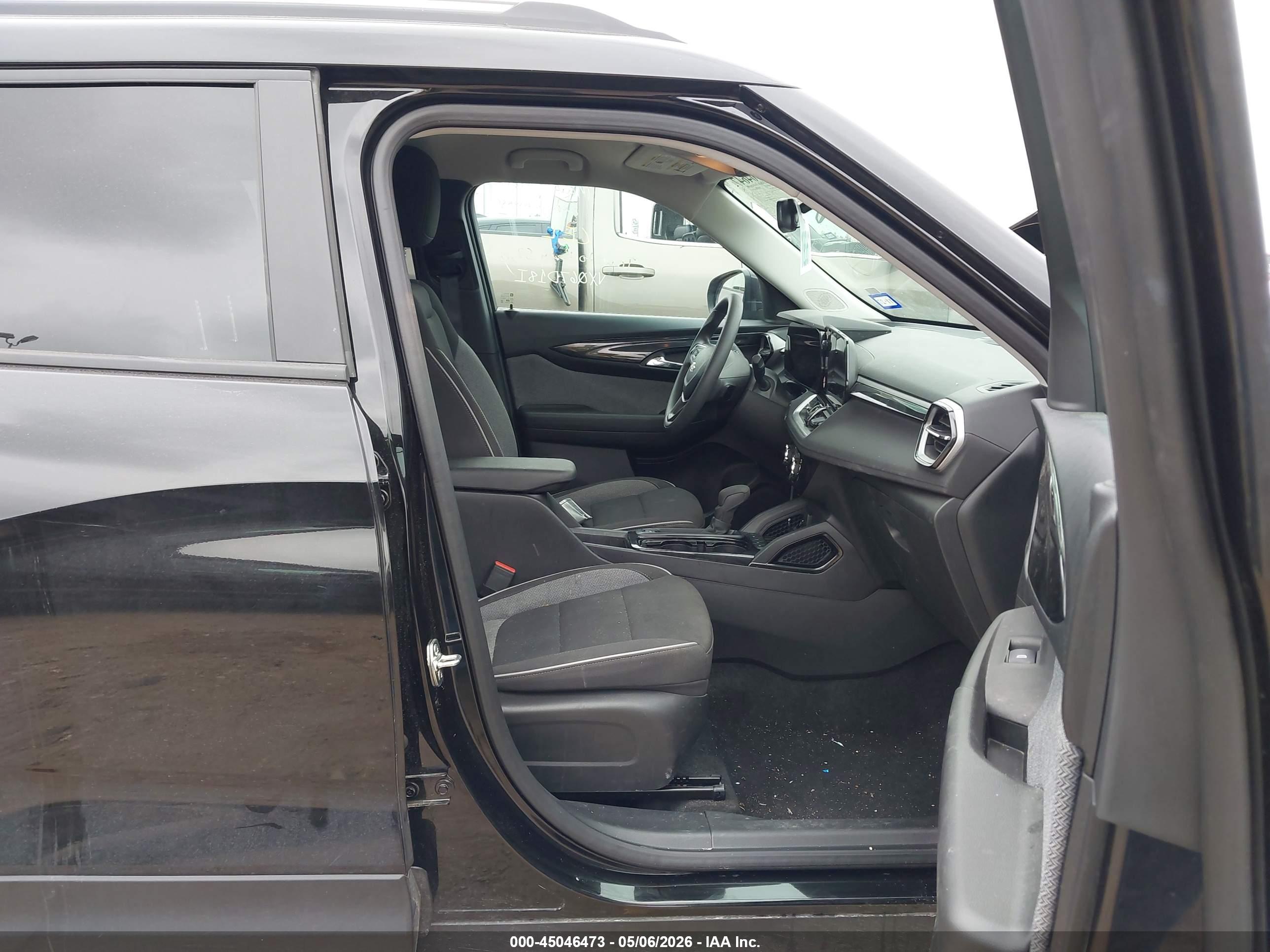 CHEVROLET TRAILBLAZER image 5