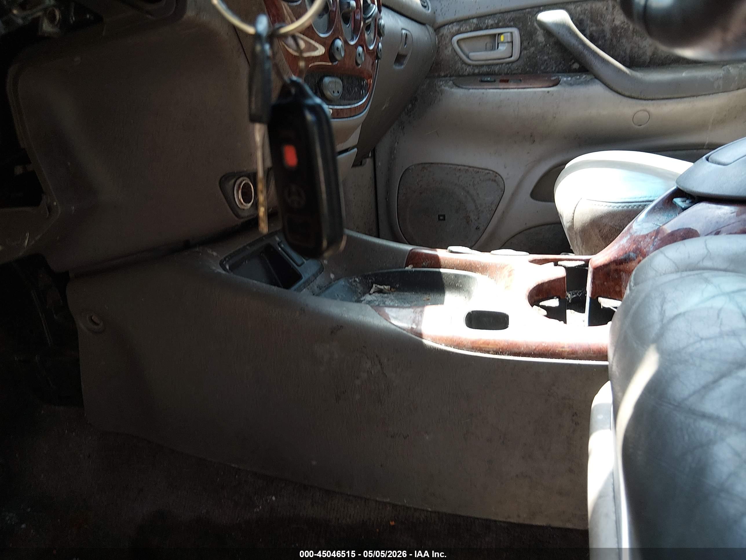 TOYOTA TUNDRA image 11