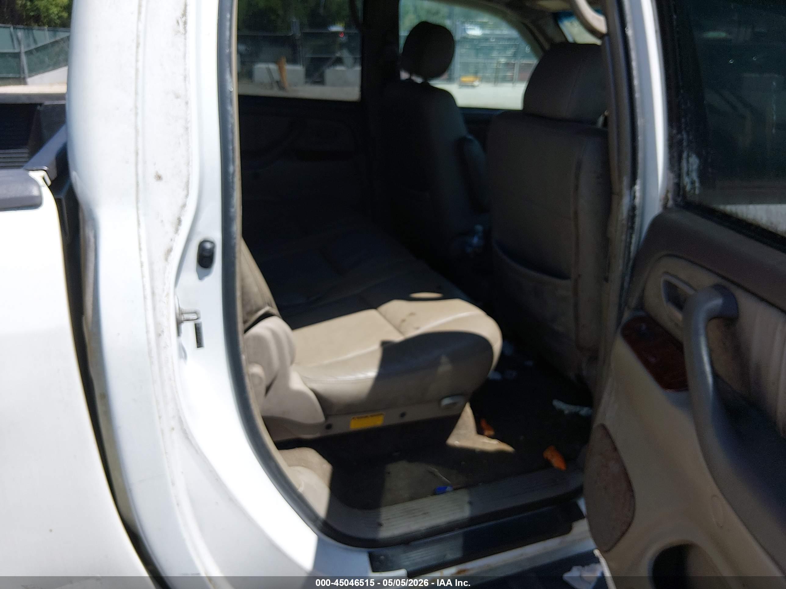 TOYOTA TUNDRA image 8