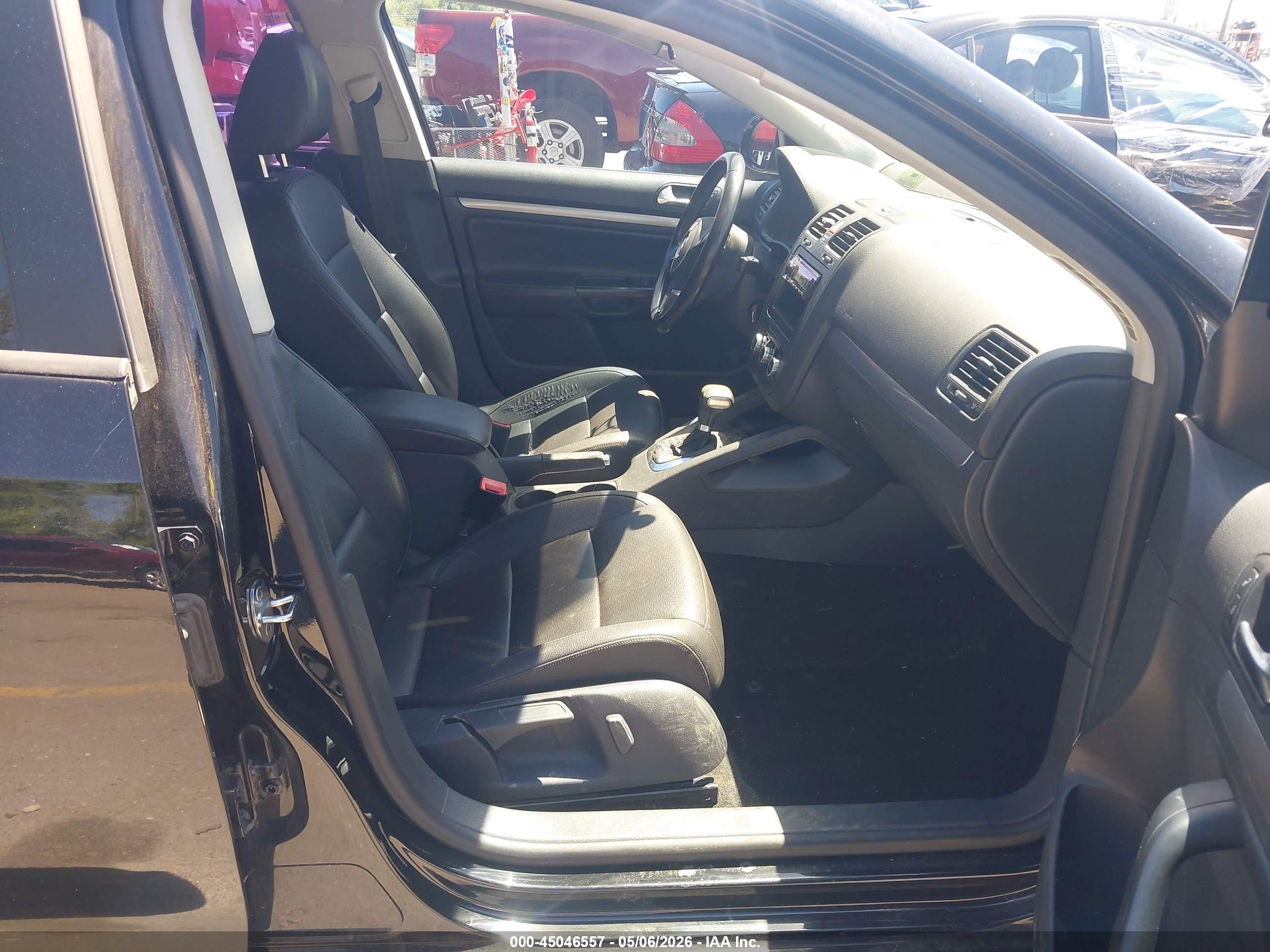 VOLKSWAGEN JETTA image 5