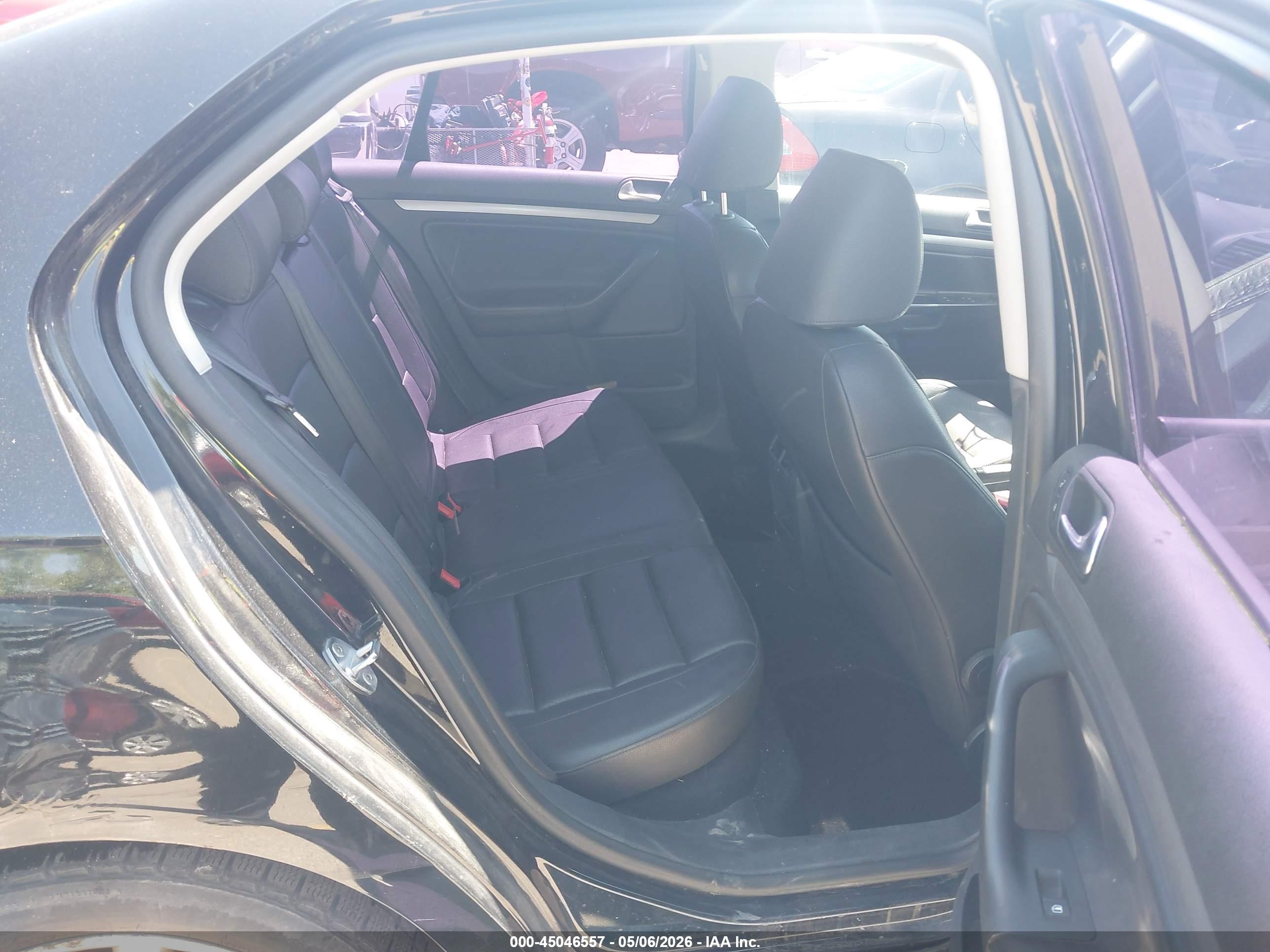 VOLKSWAGEN JETTA image 8