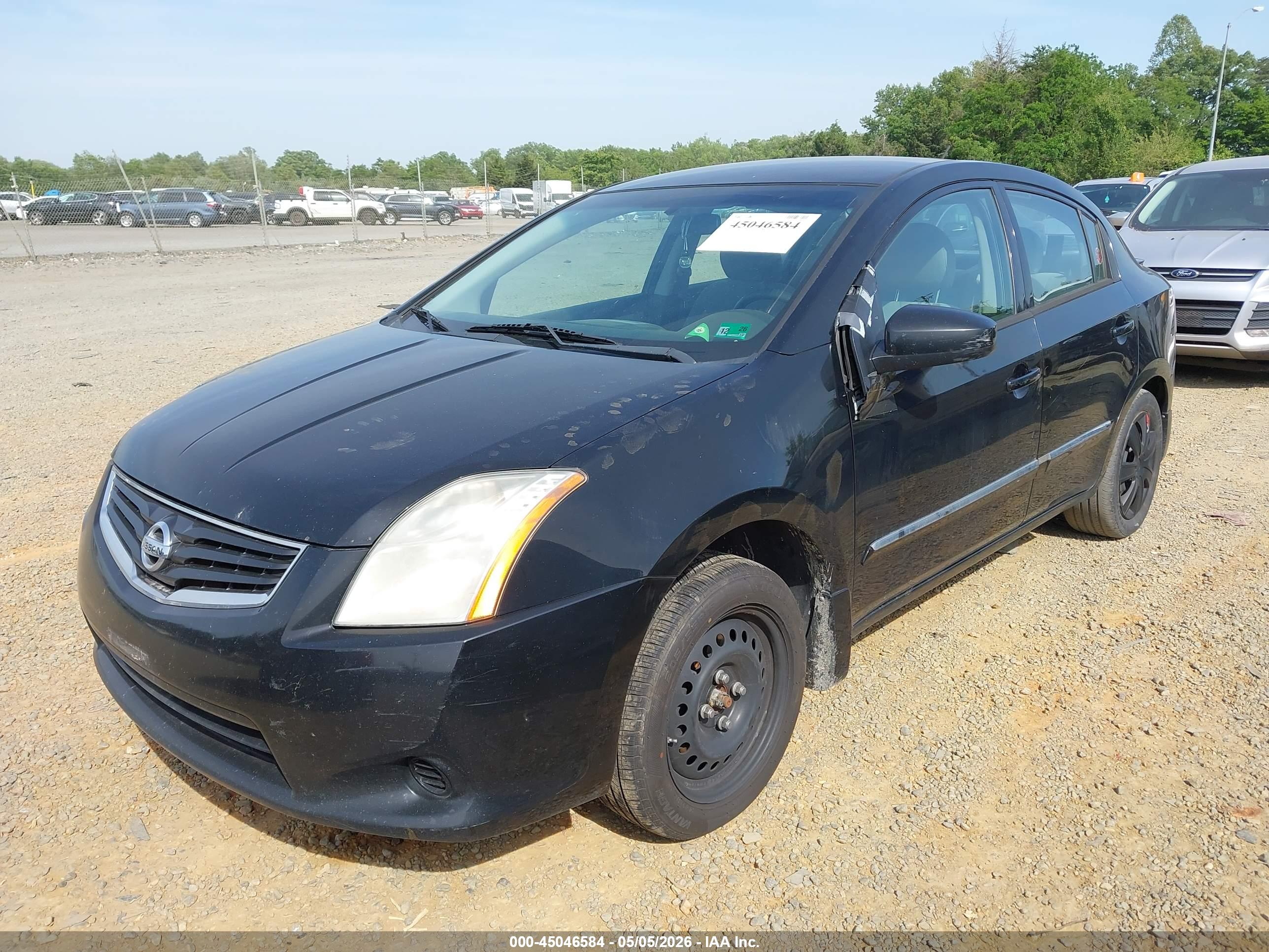 NISSAN SENTRA image 2