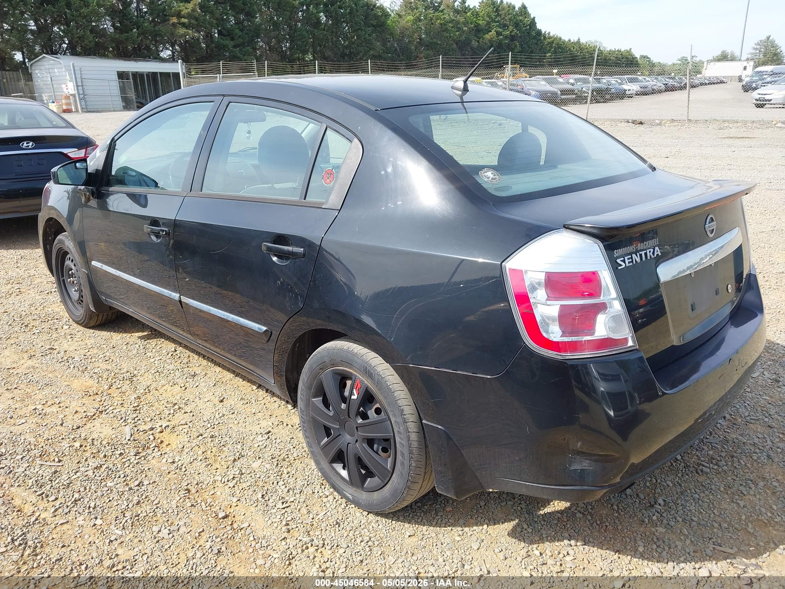 NISSAN SENTRA image 3