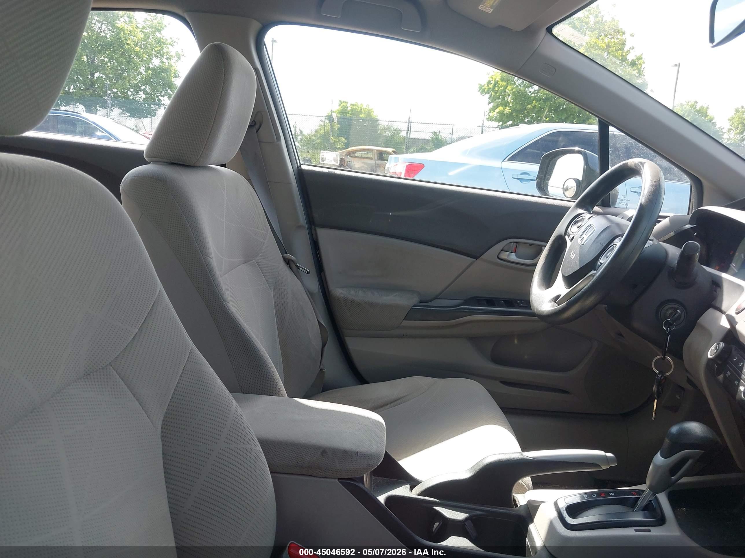 HONDA CIVIC image 5
