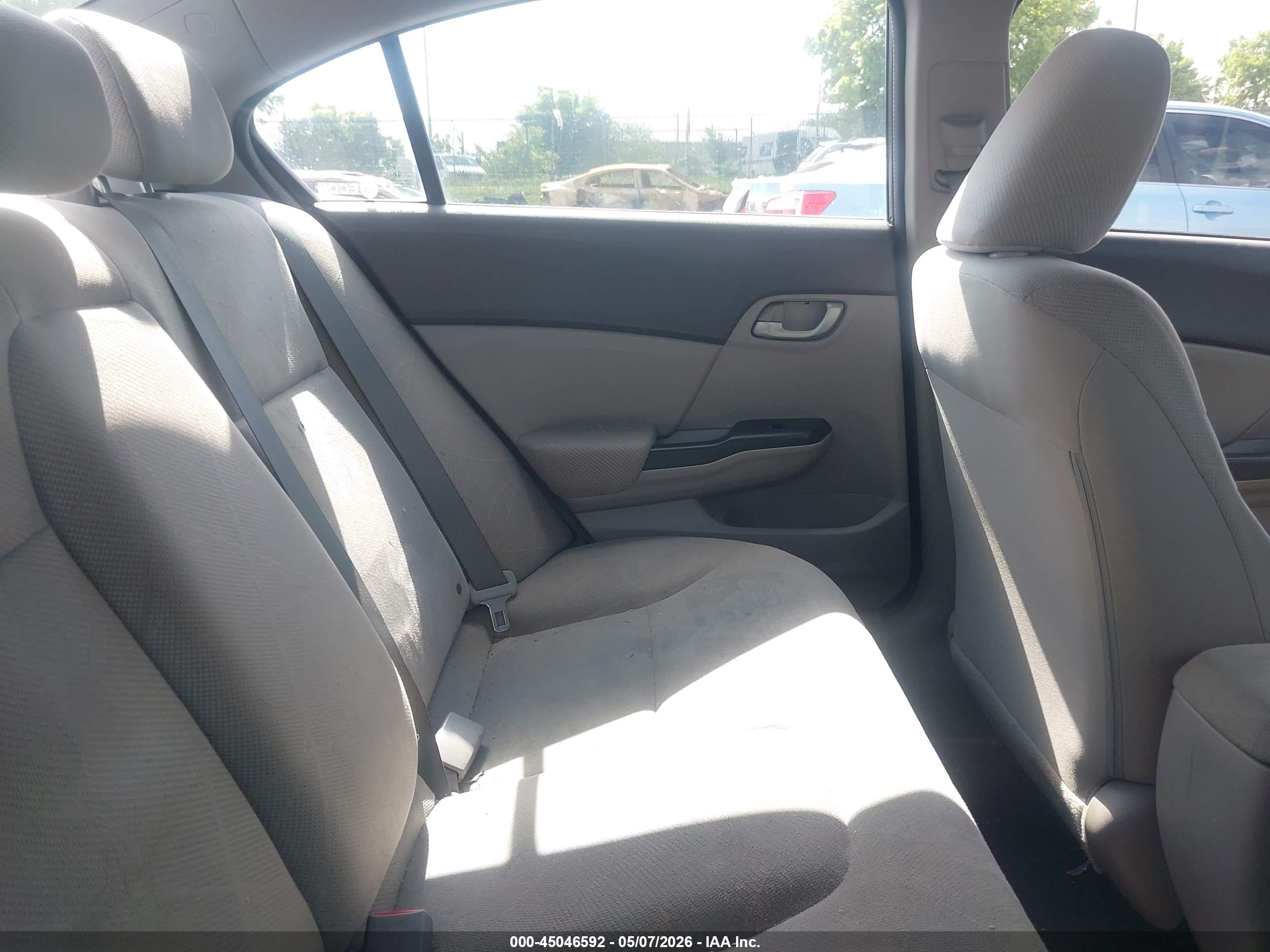 HONDA CIVIC image 8