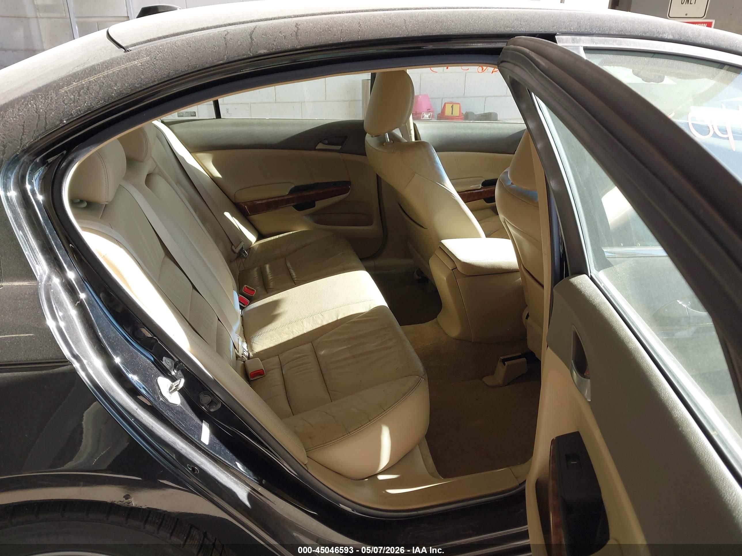 HONDA ACCORD image 8