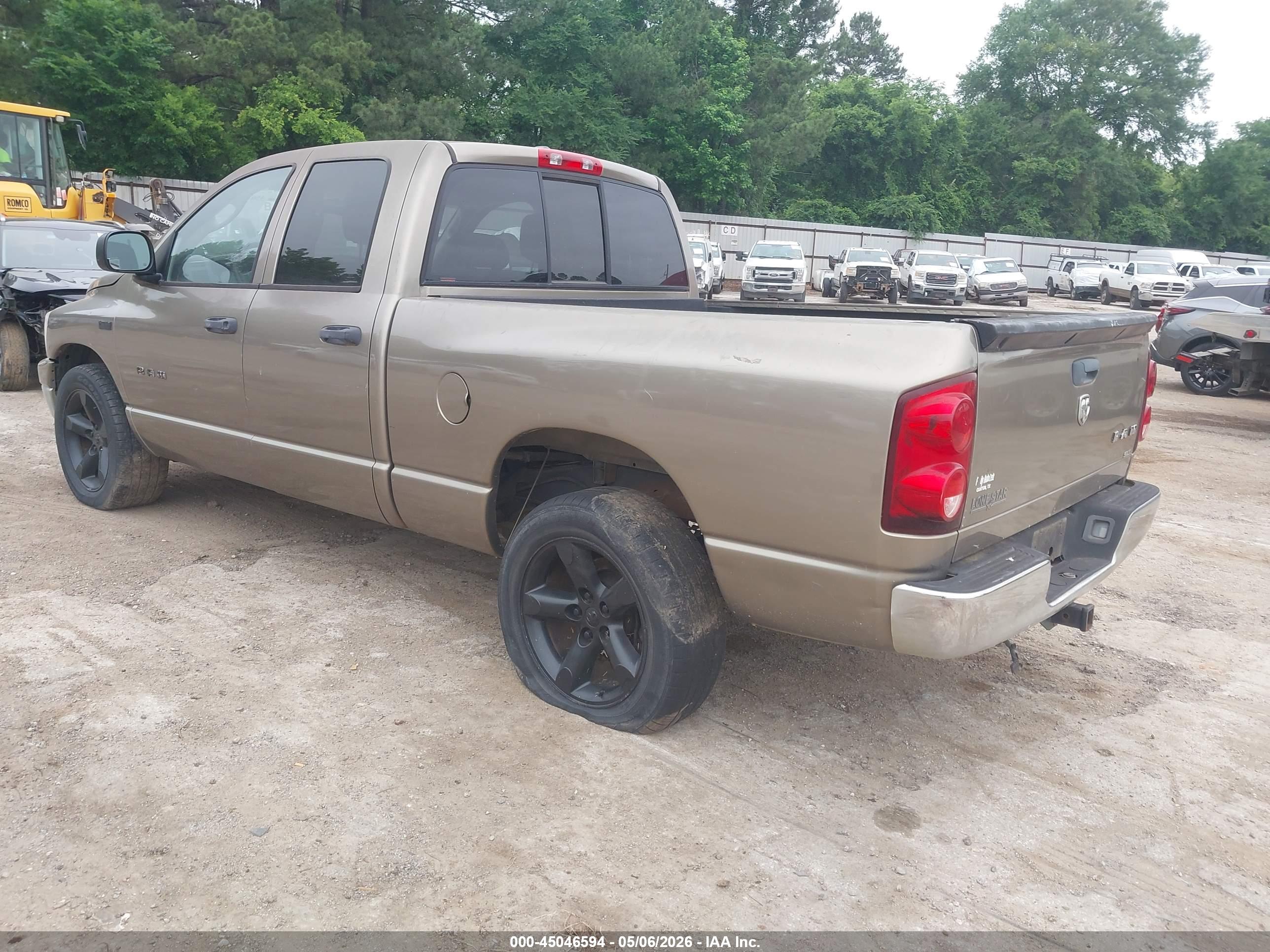DODGE RAM image 3