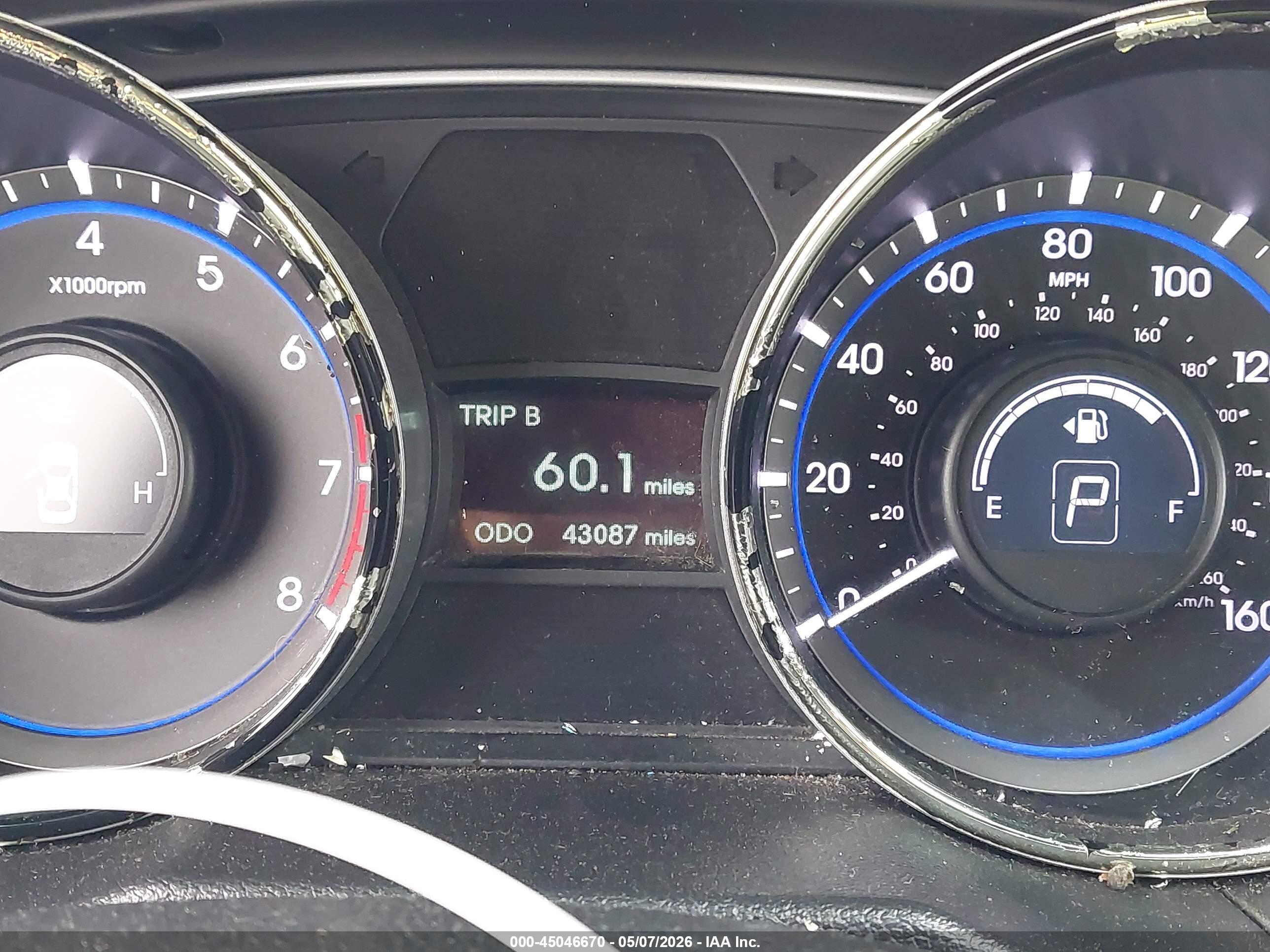 HYUNDAI SONATA image 7