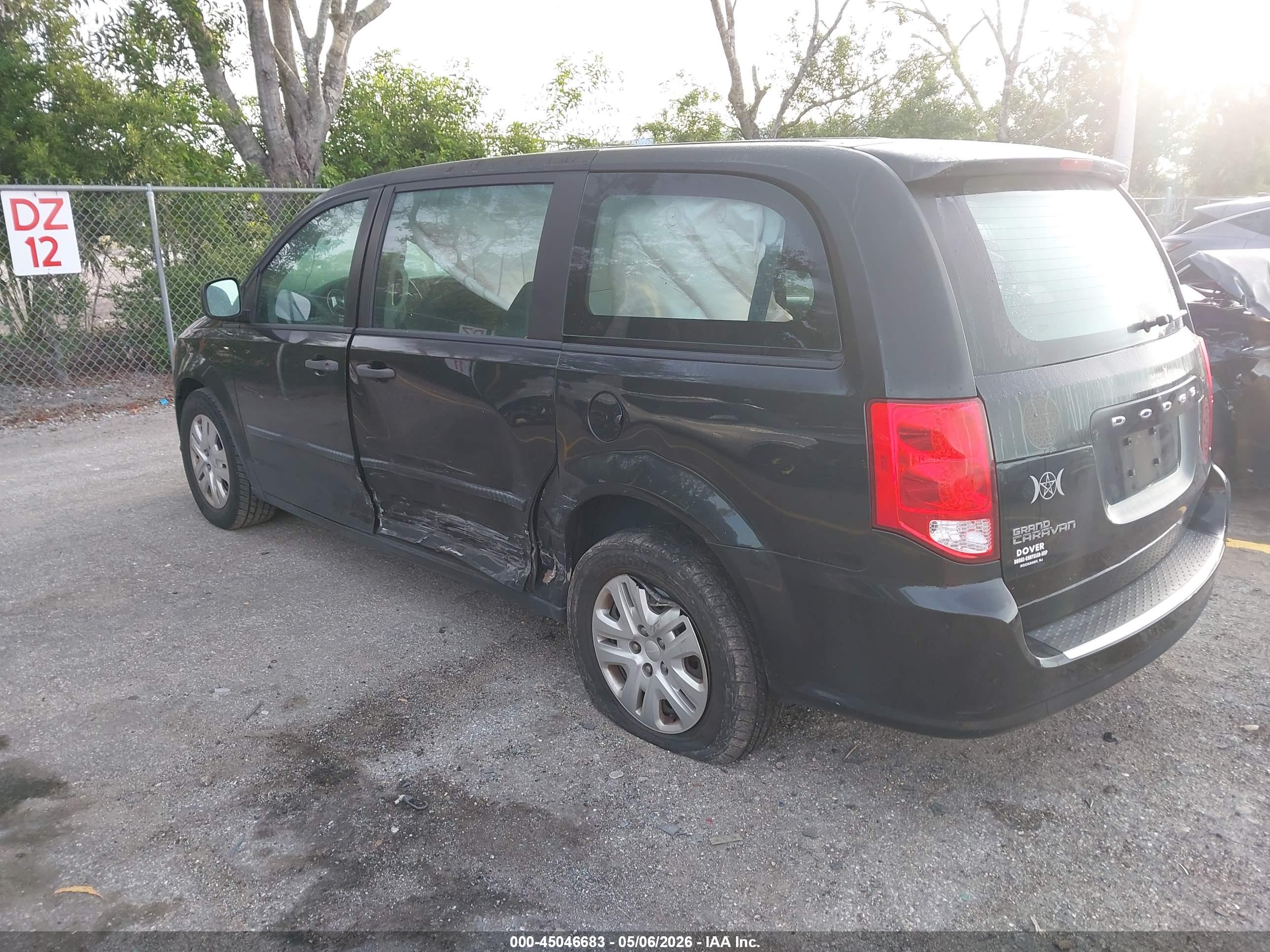 DODGE GRAND image 3