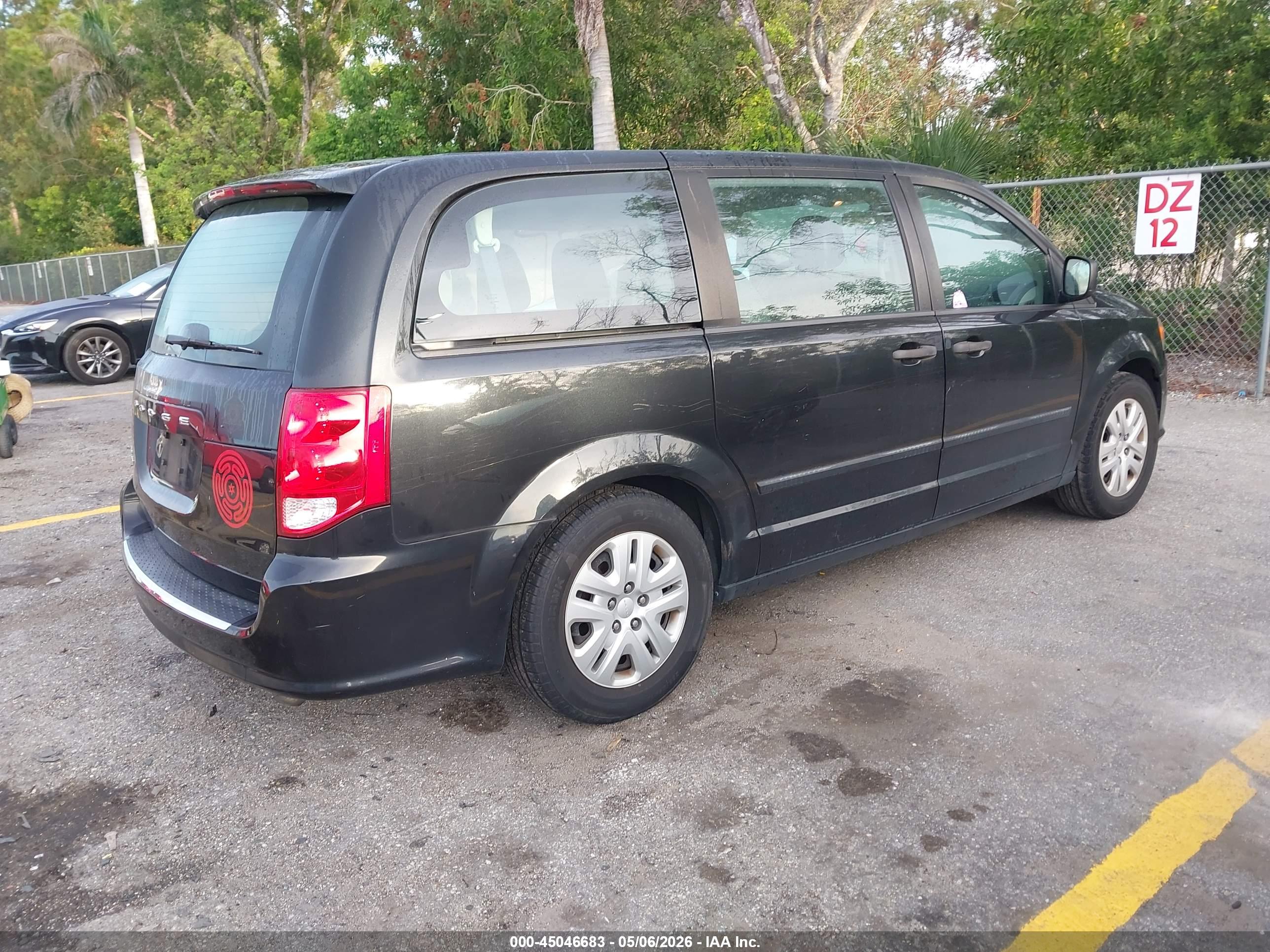 DODGE GRAND image 4
