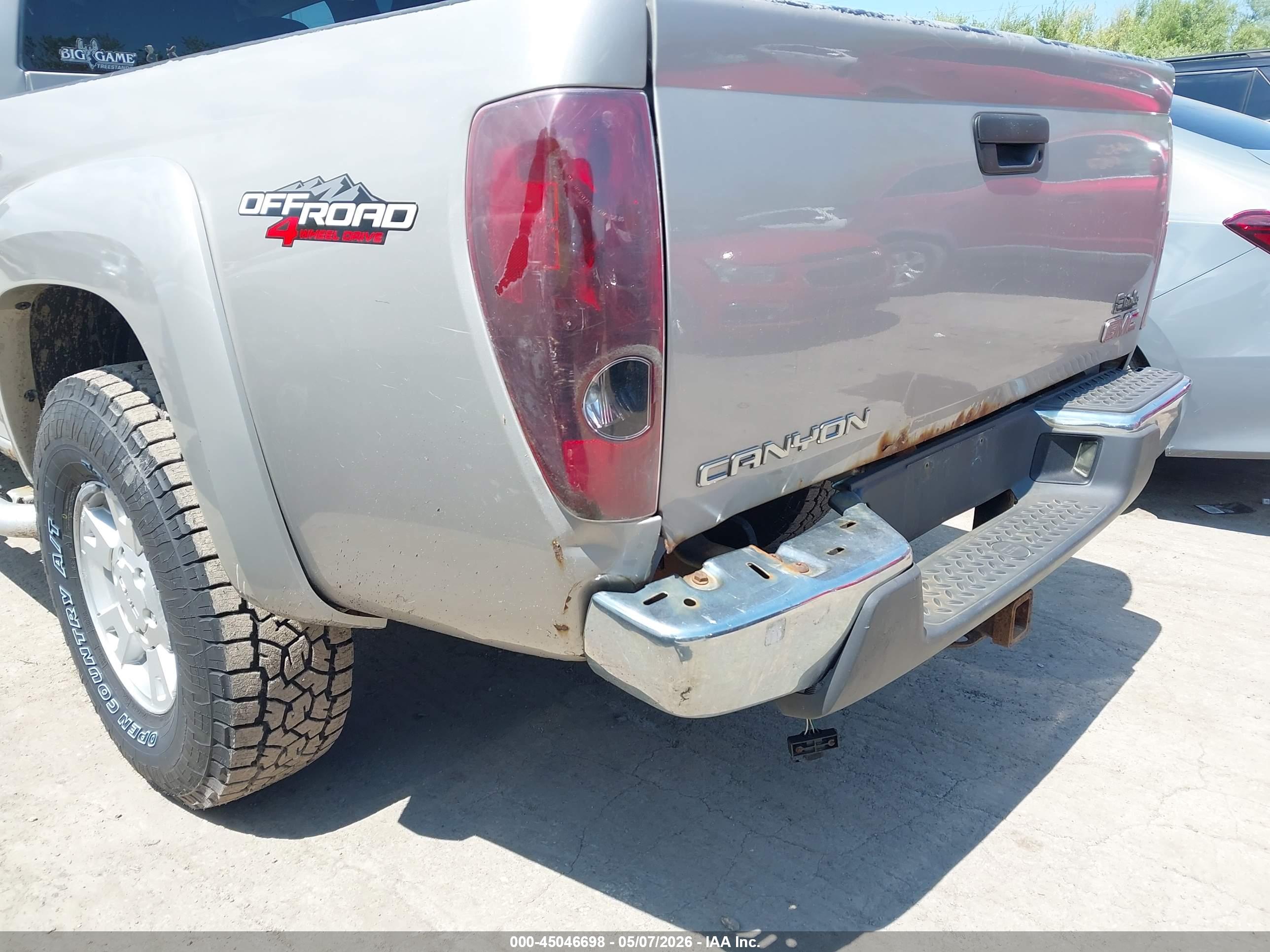 GMC CANYON image 6