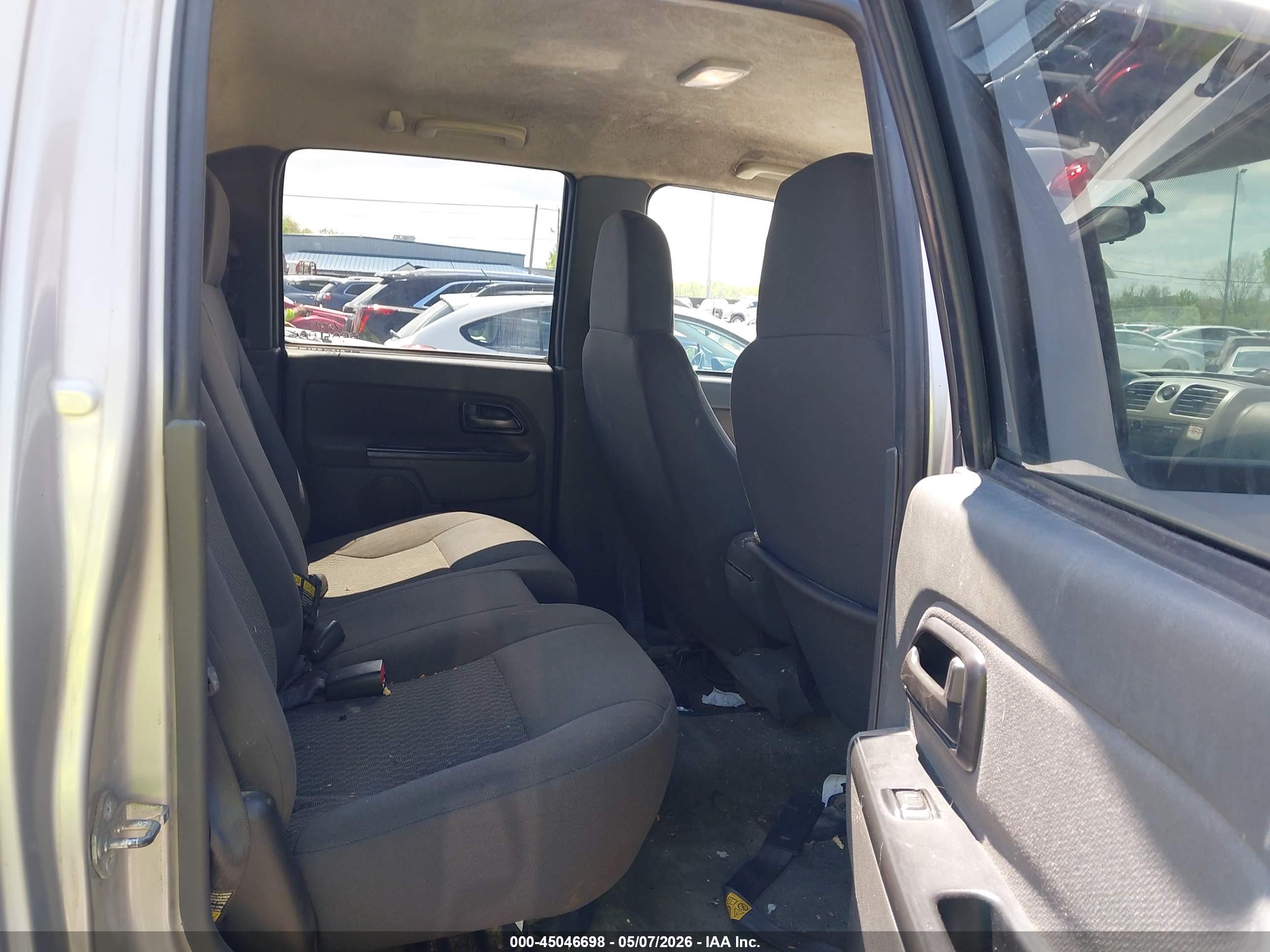 GMC CANYON image 8