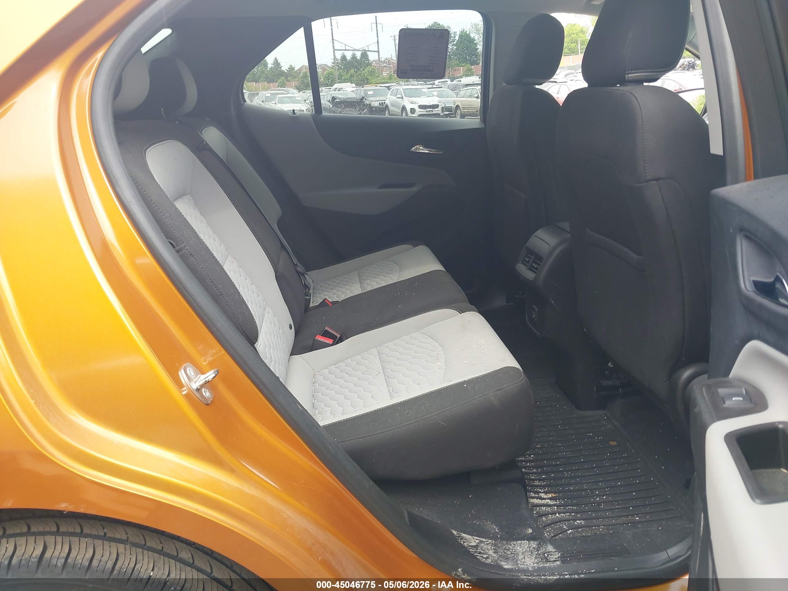 CHEVROLET EQUINOX image 8