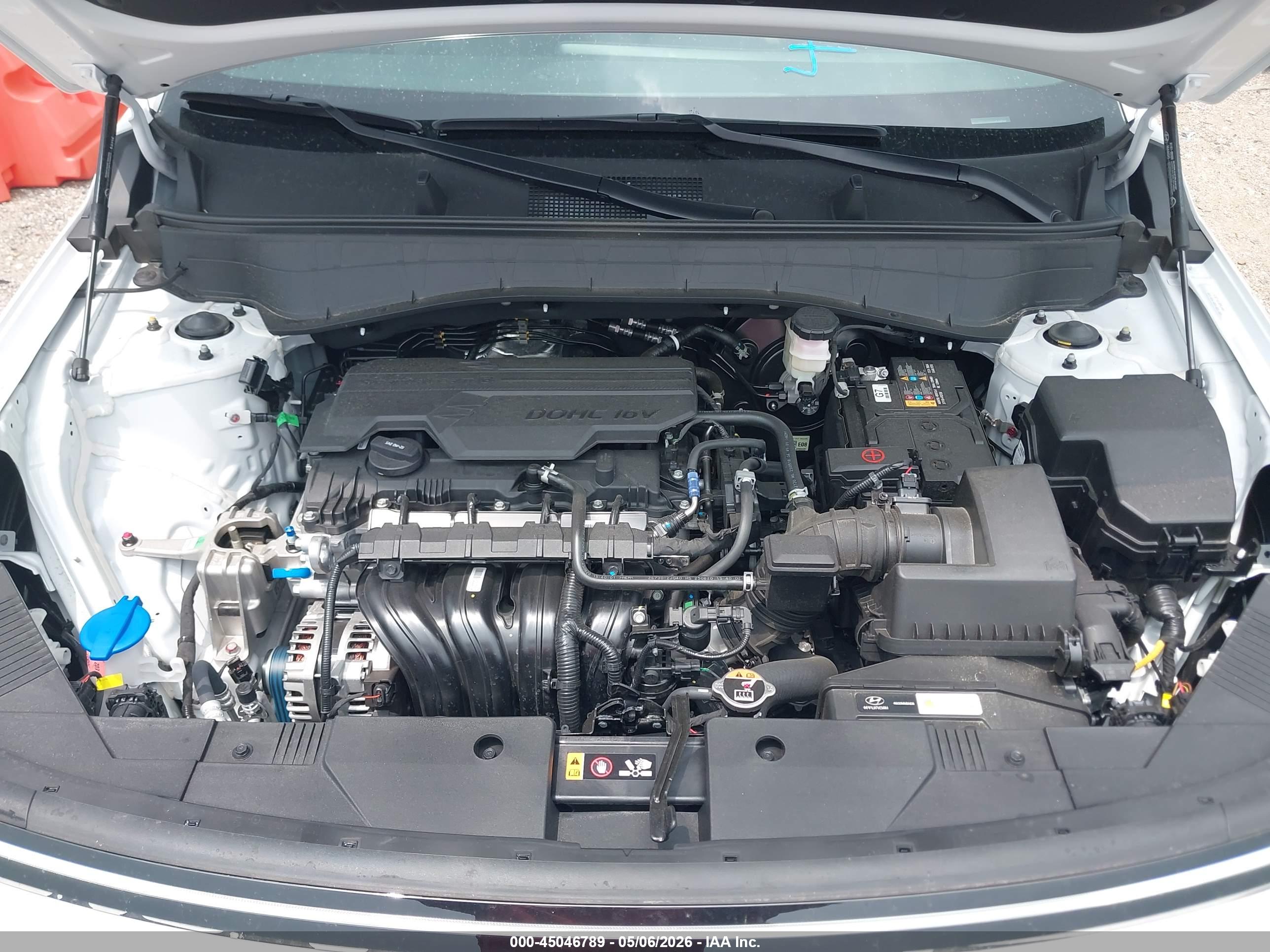 HYUNDAI KONA image 10