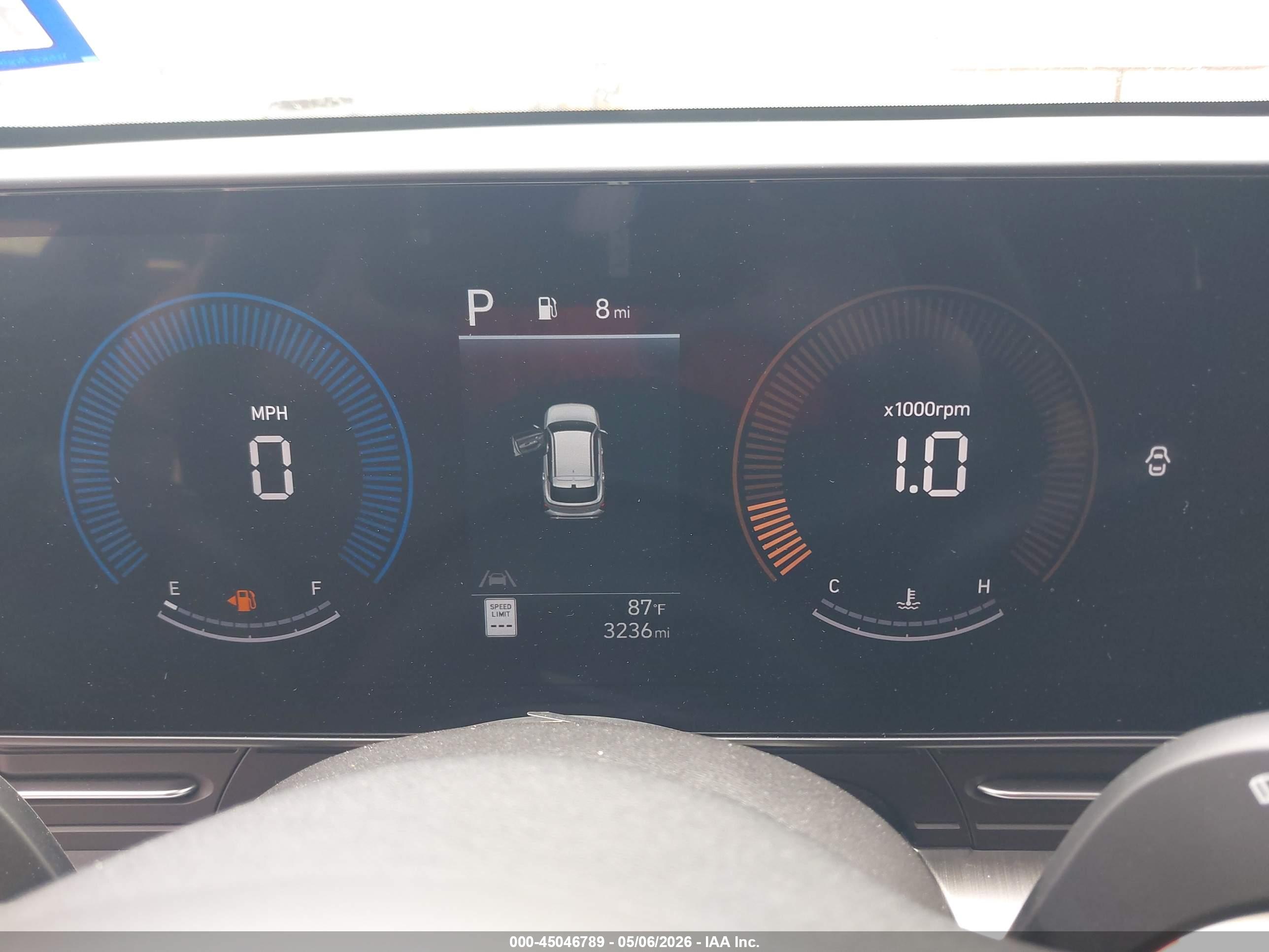 HYUNDAI KONA image 7