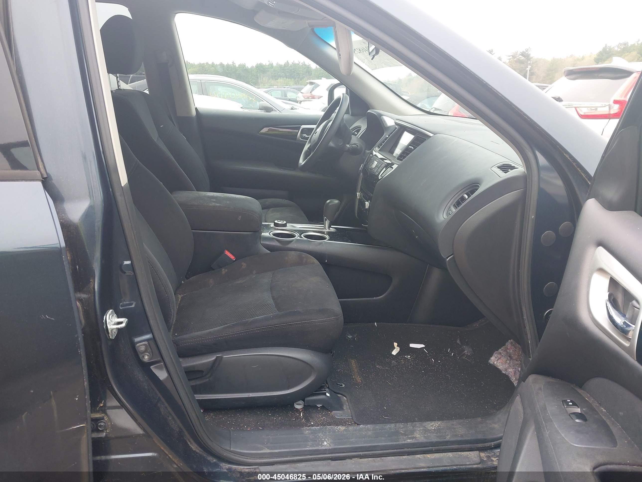 NISSAN PATHFINDER image 5
