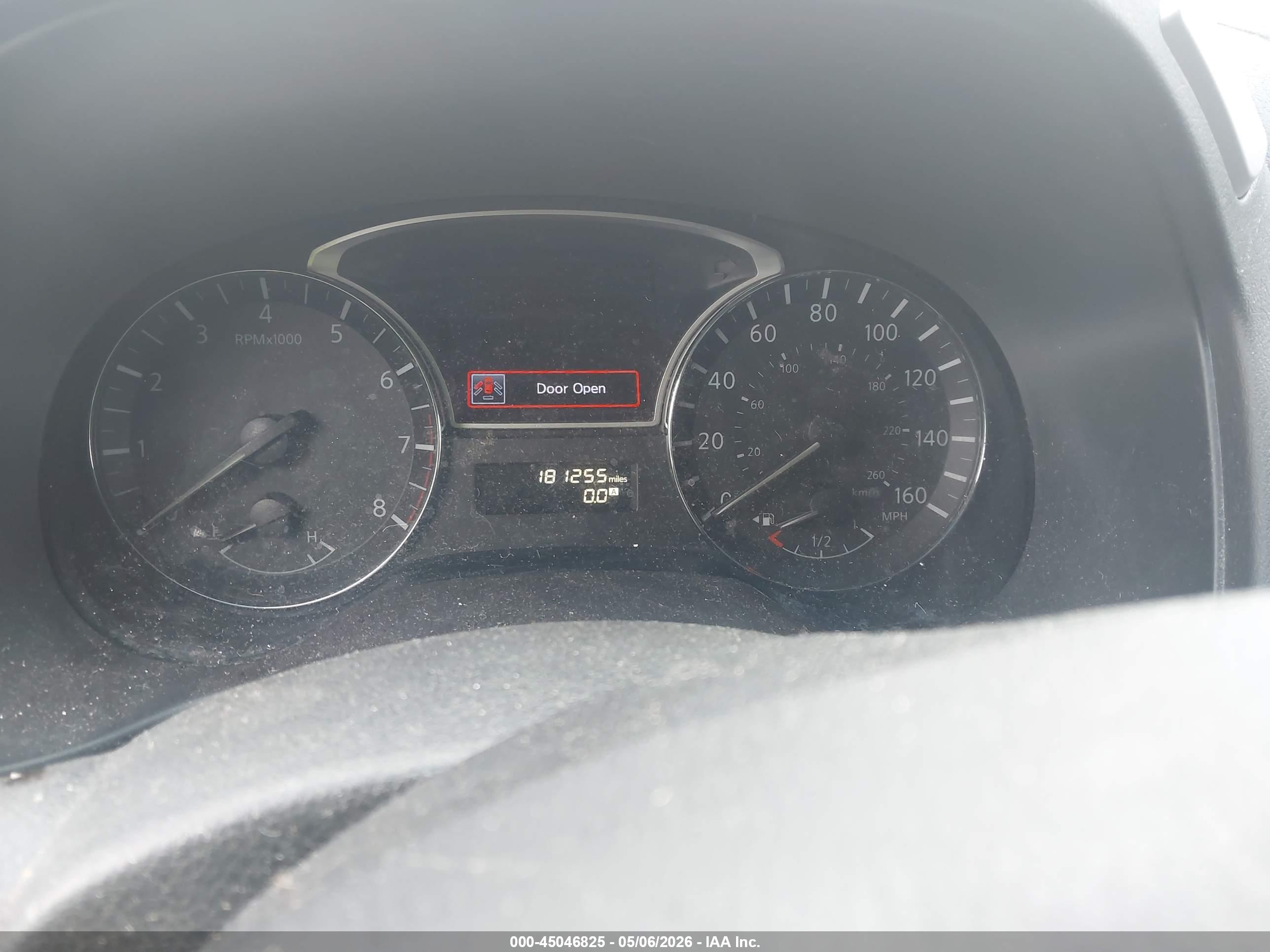 NISSAN PATHFINDER image 7