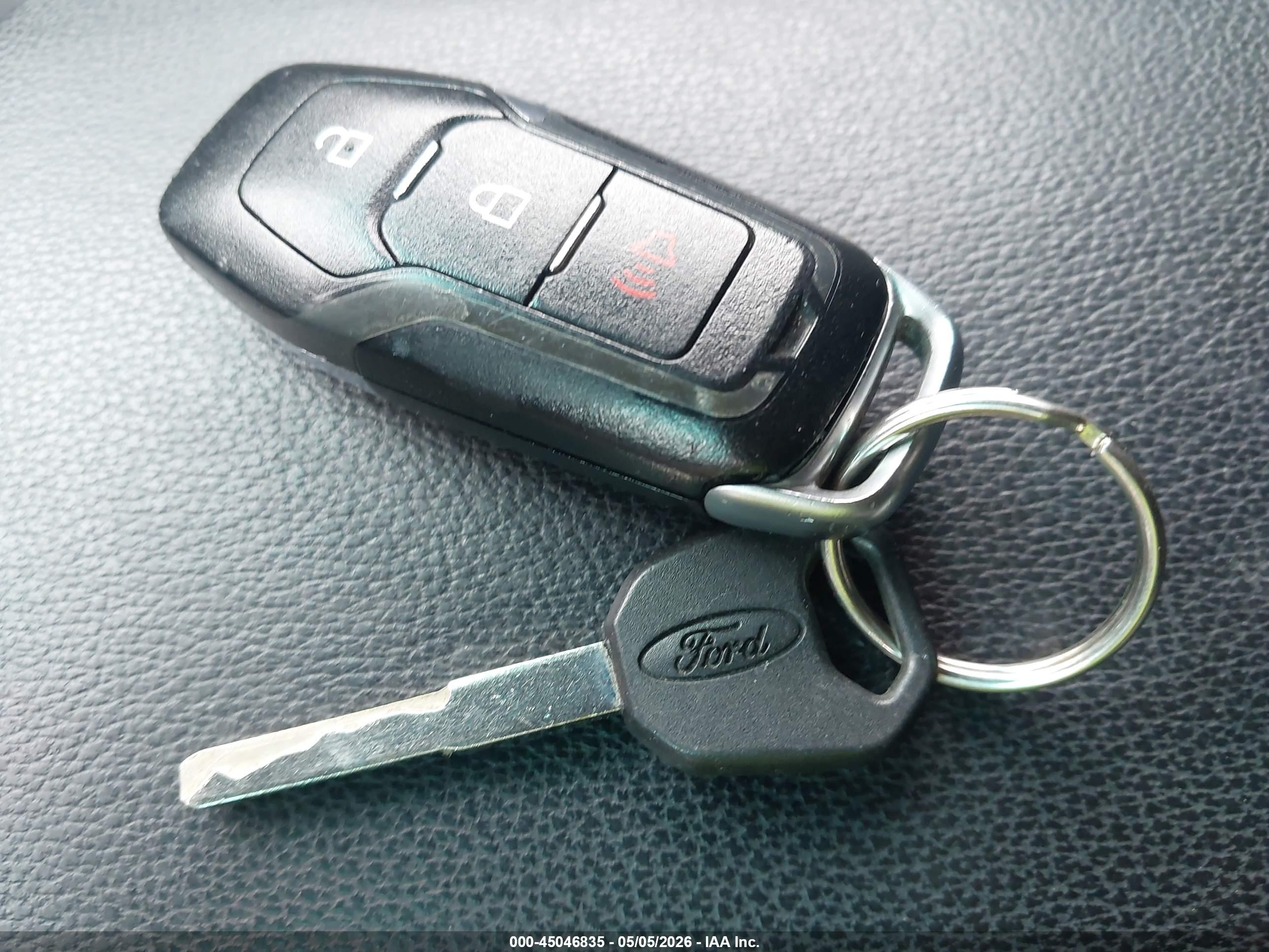 FORD EXPLORER image 11