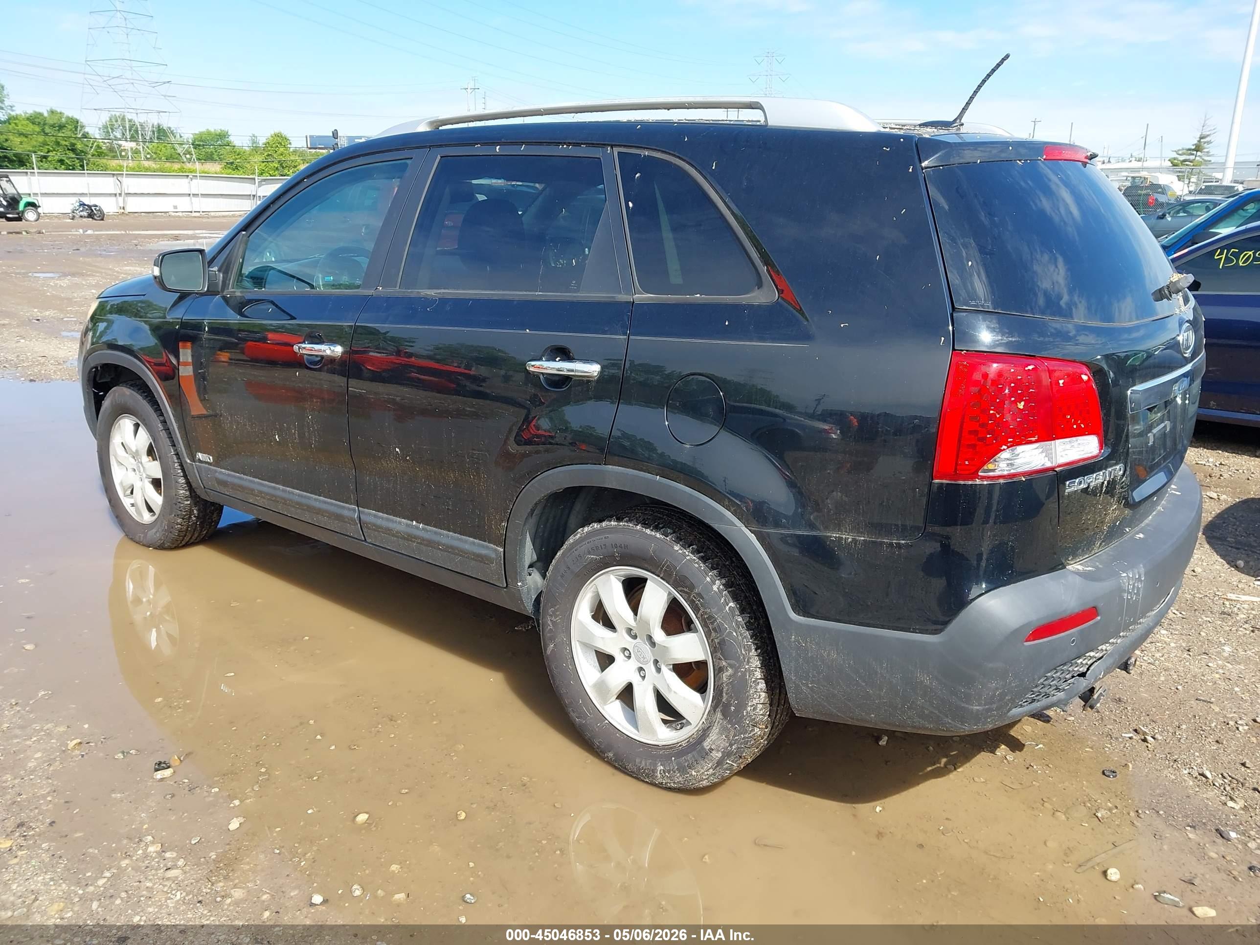 KIA SORENTO image 3