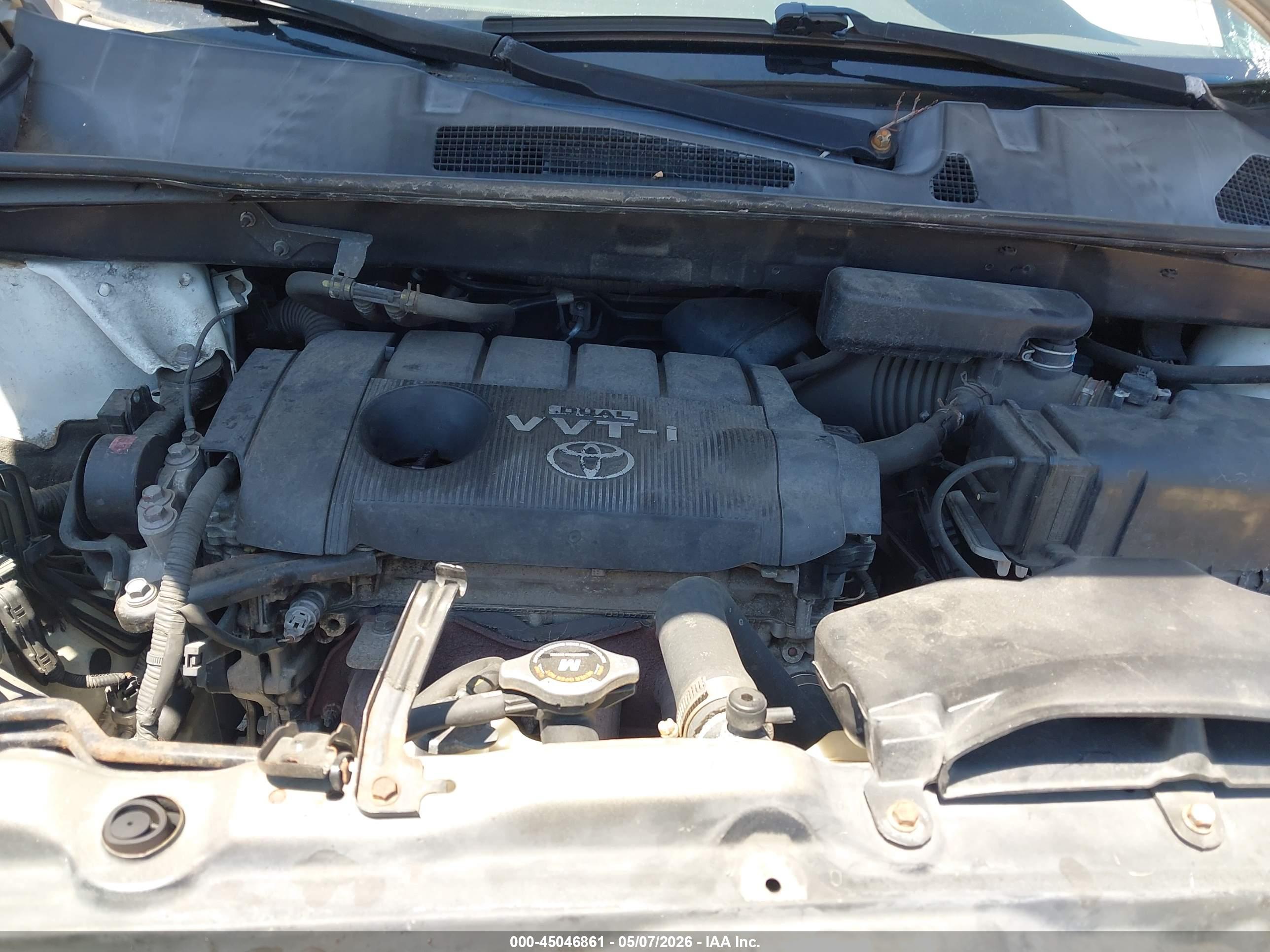TOYOTA HIGHLANDER image 10