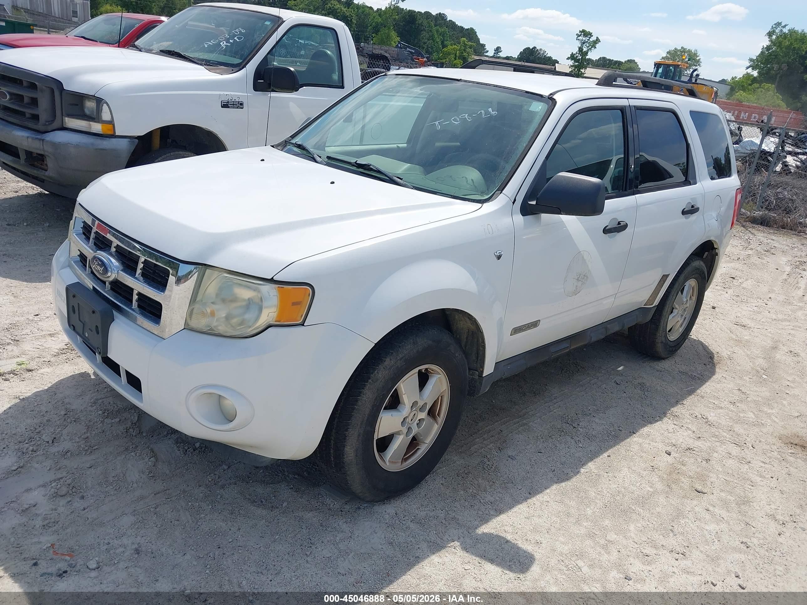 FORD ESCAPE image 2