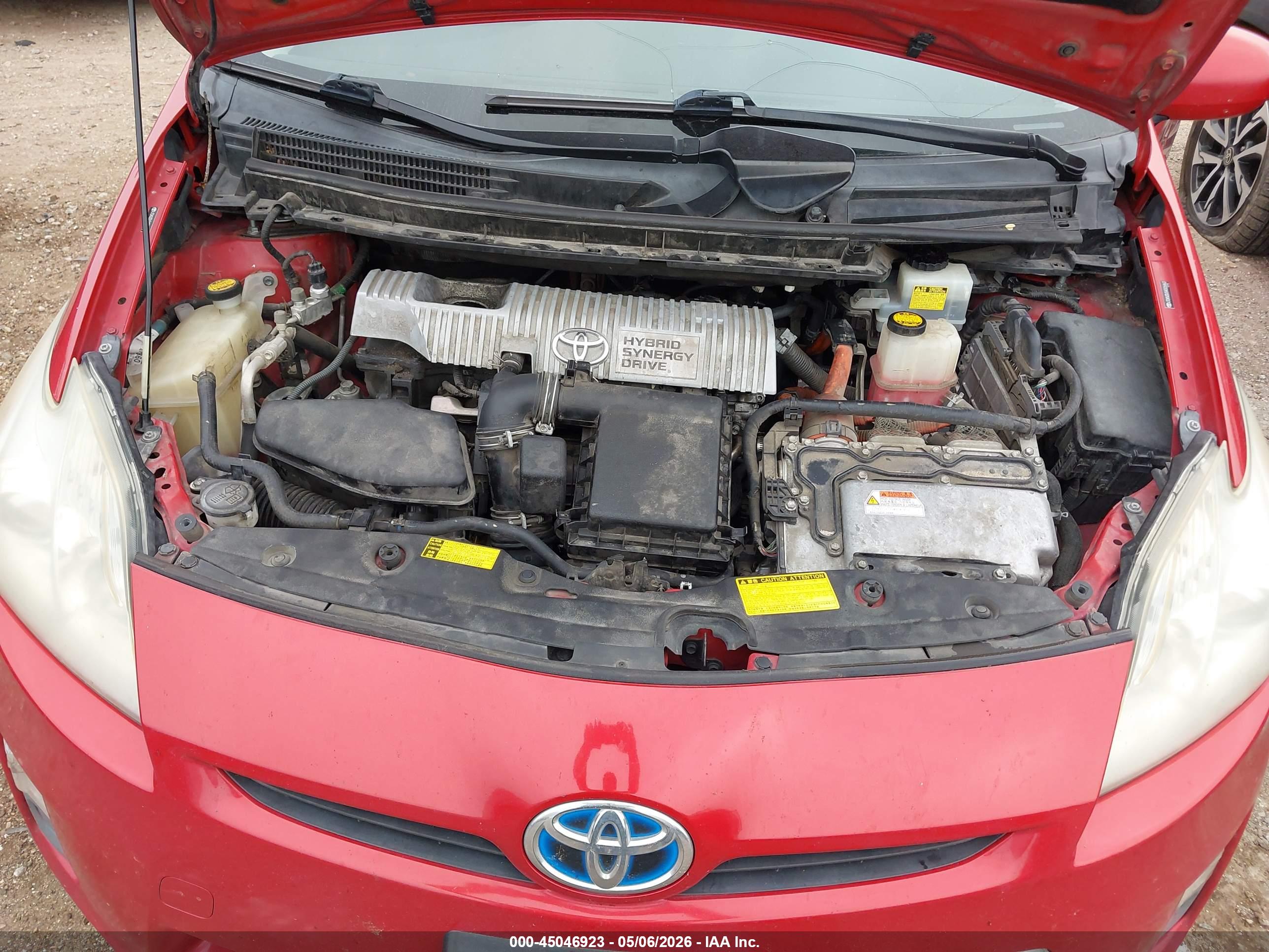 TOYOTA PRIUS image 10