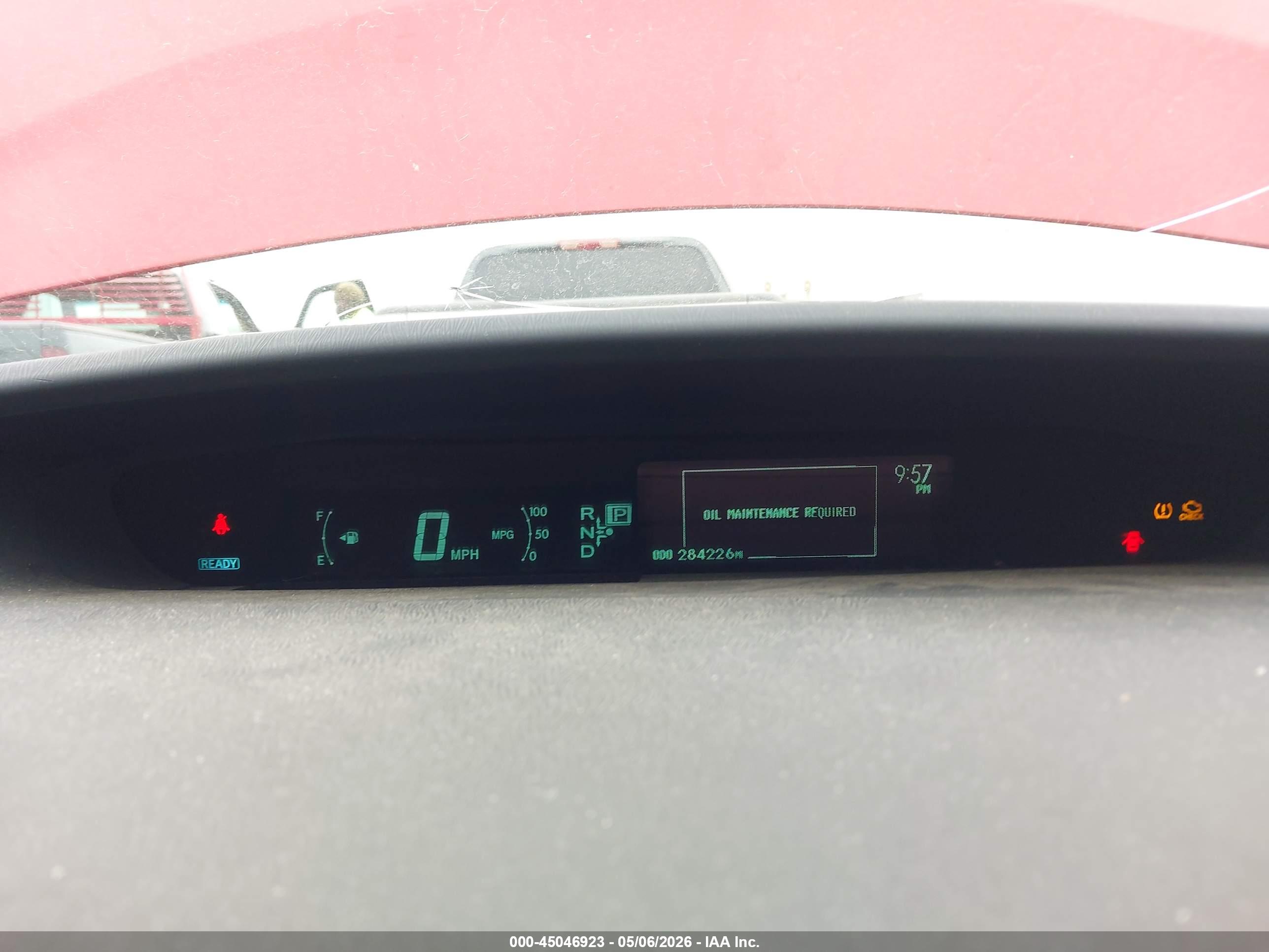 TOYOTA PRIUS image 7