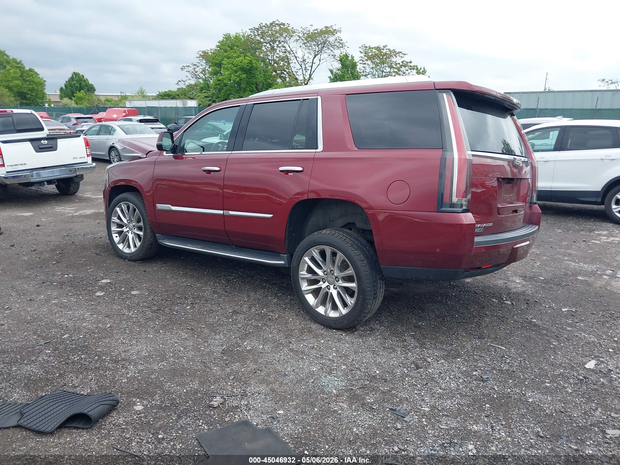 CADILLAC ESCALADE image 3