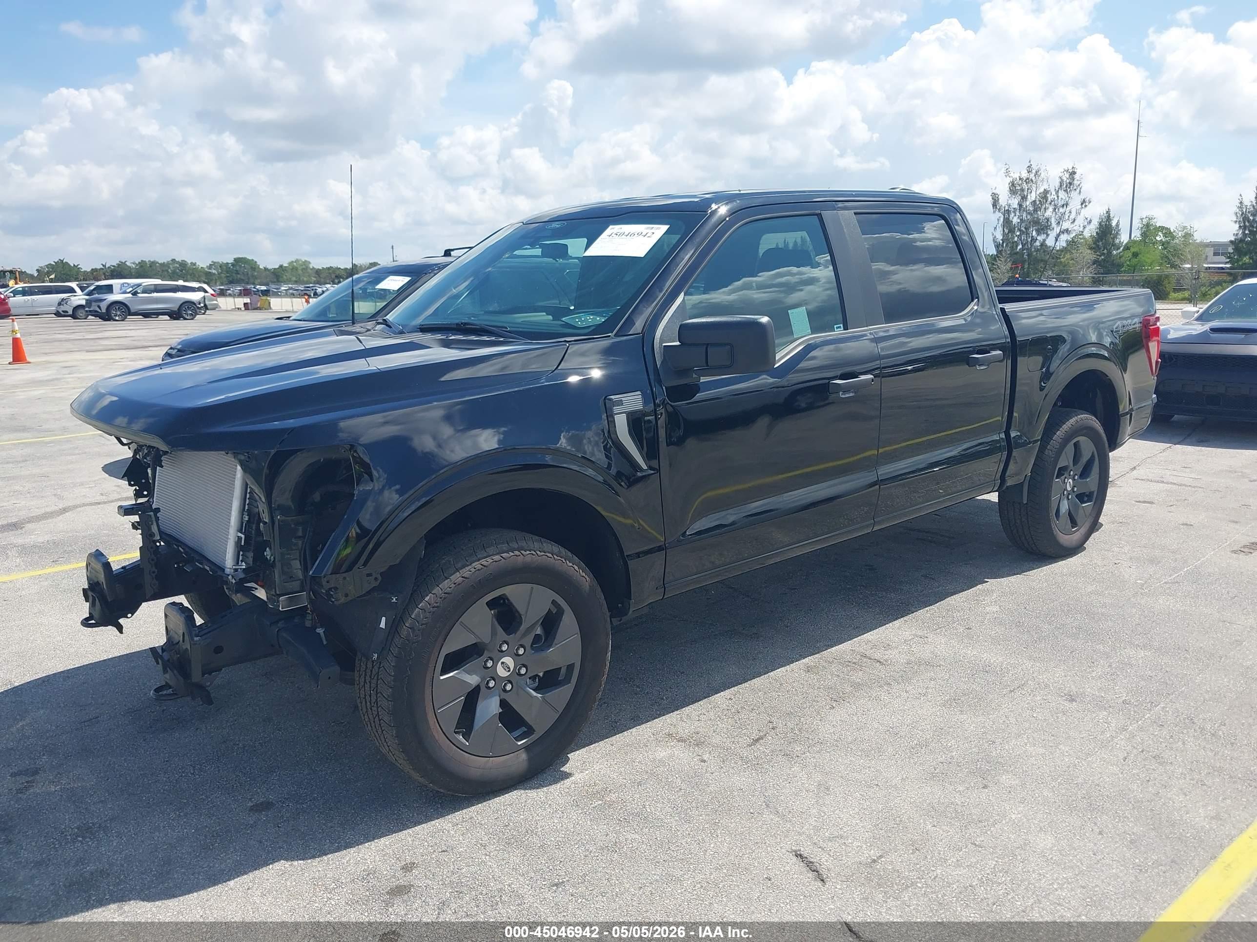 FORD F-150 image 2