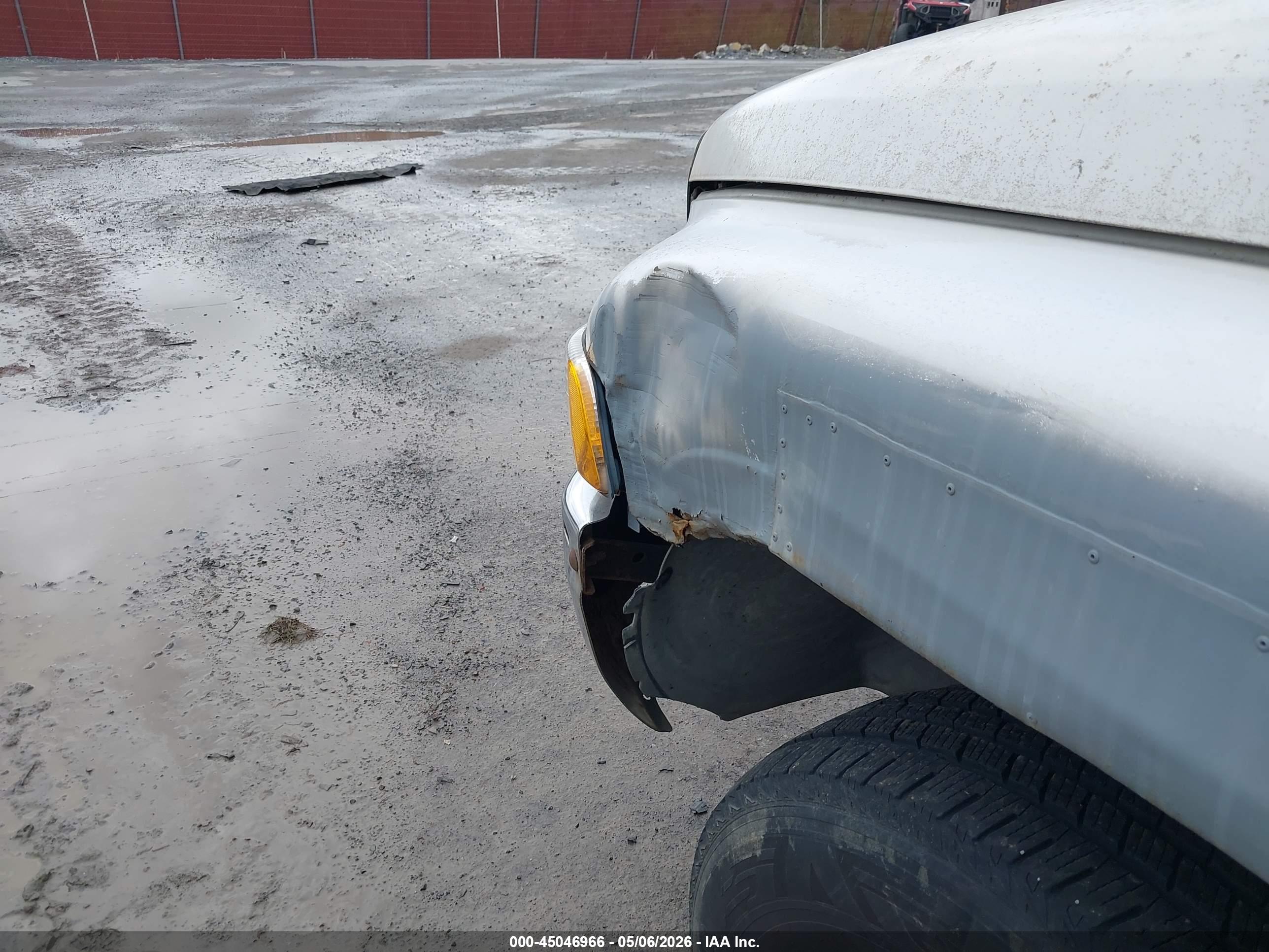 DODGE RAM image 6