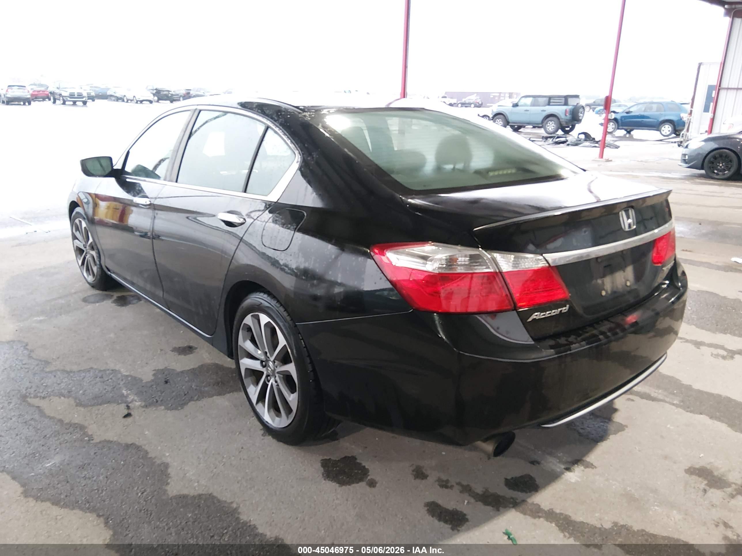 HONDA ACCORD image 3