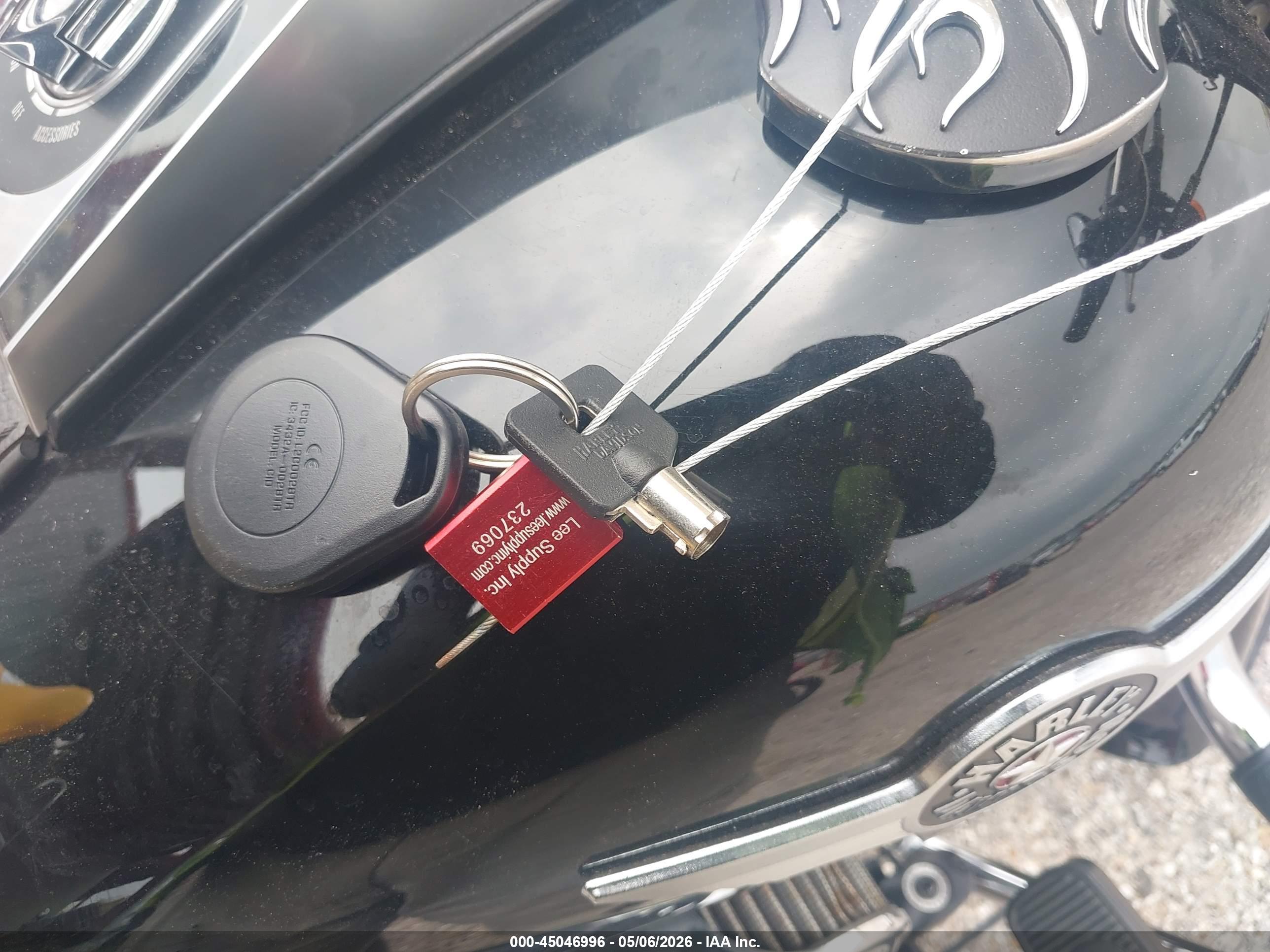 HARLEY-DAVIDSON FLSTFB image 11
