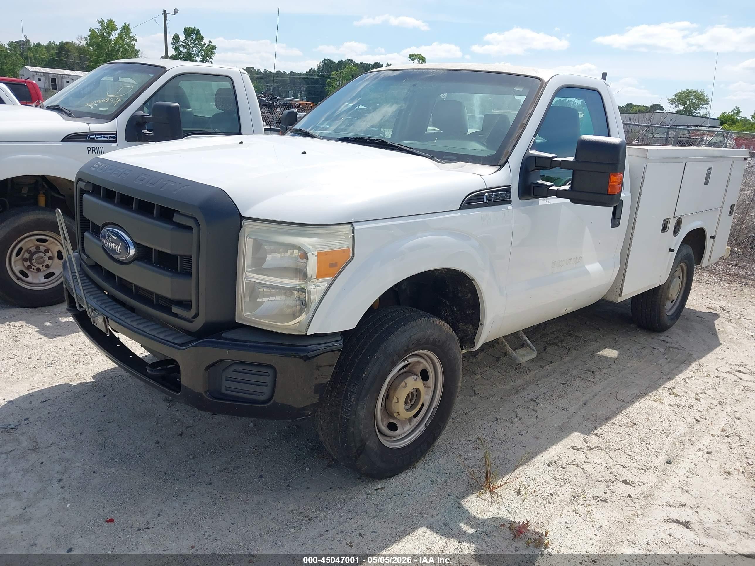 FORD F-250 image 2