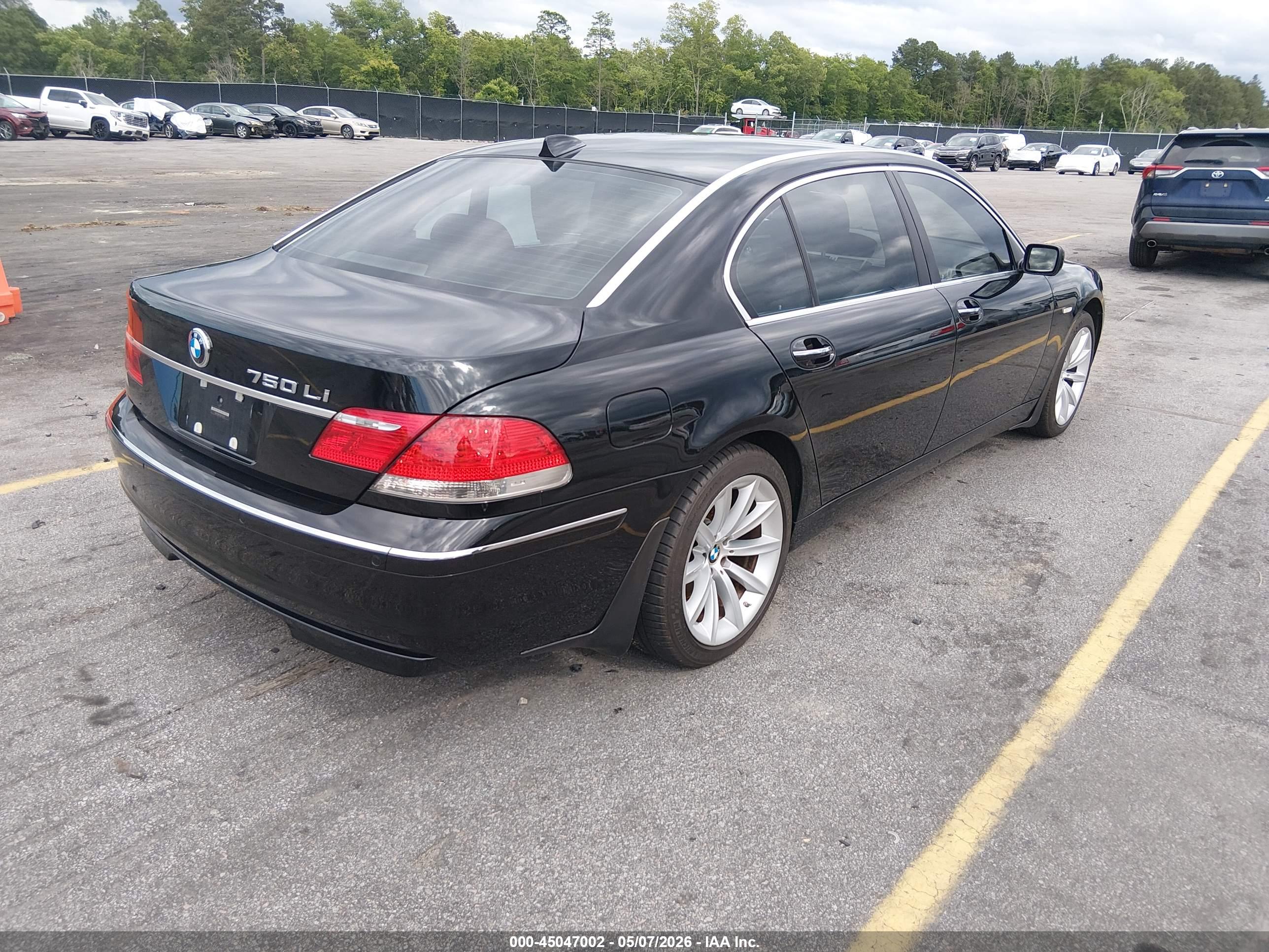 BMW 750LI image 4