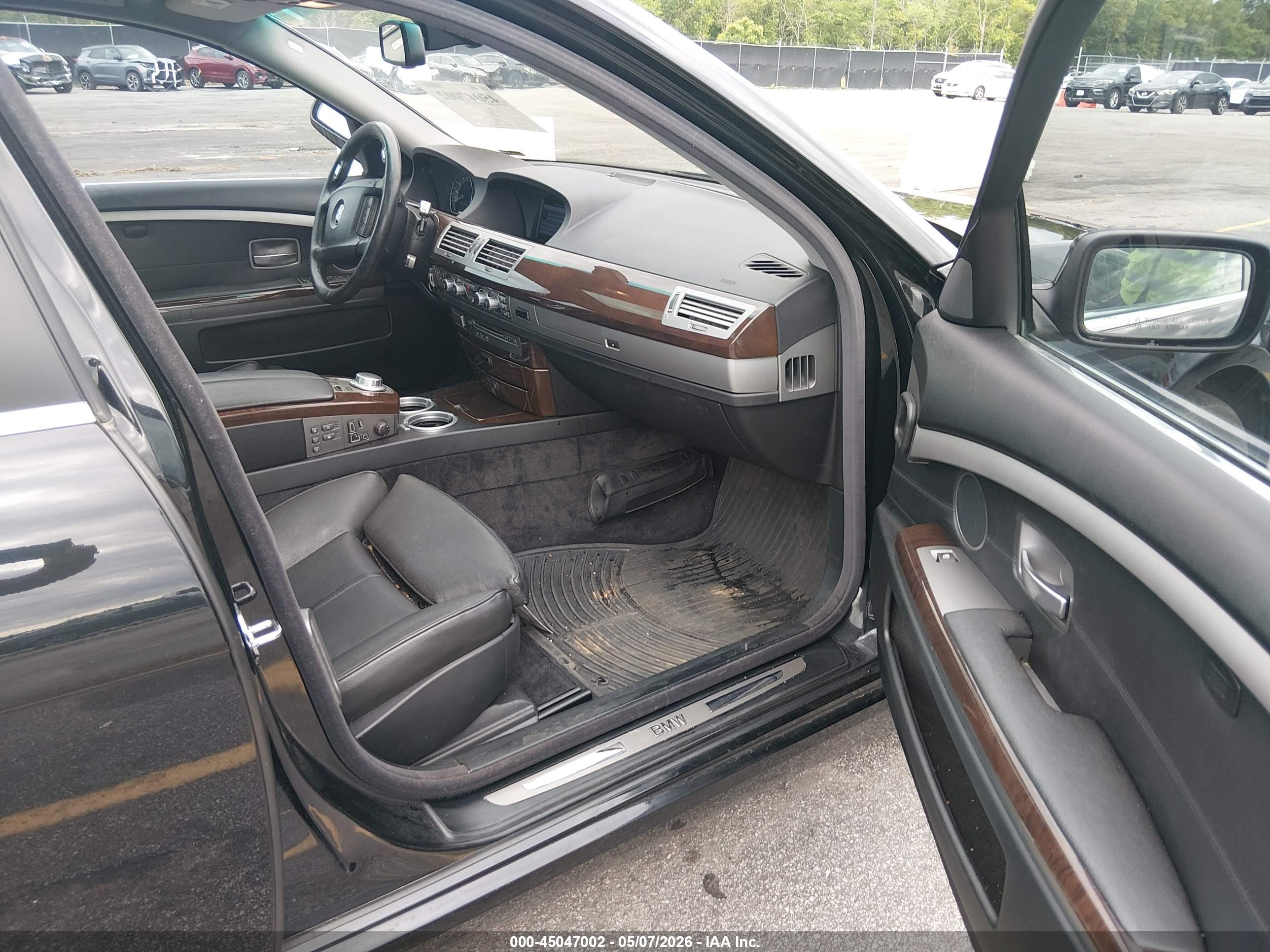 BMW 750LI image 5
