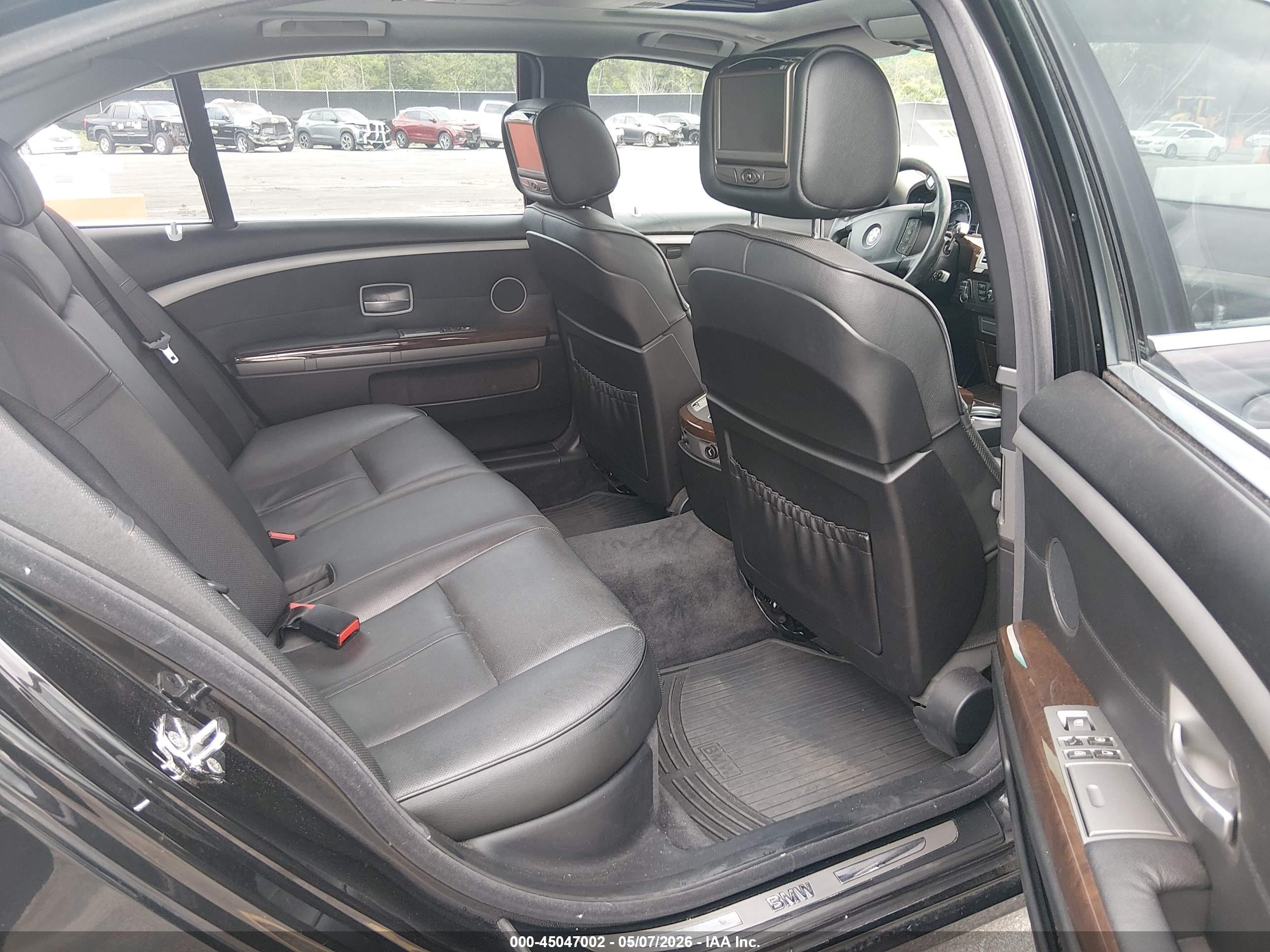 BMW 750LI image 8