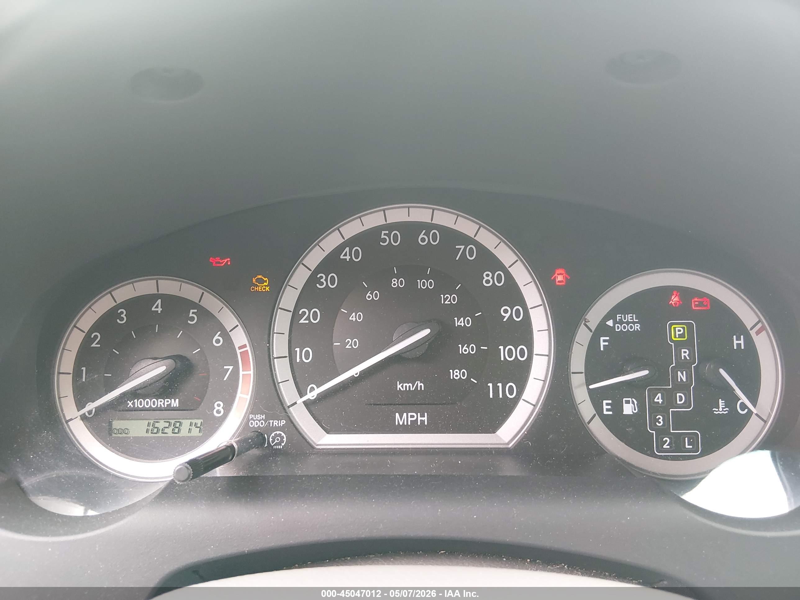TOYOTA SIENNA image 7