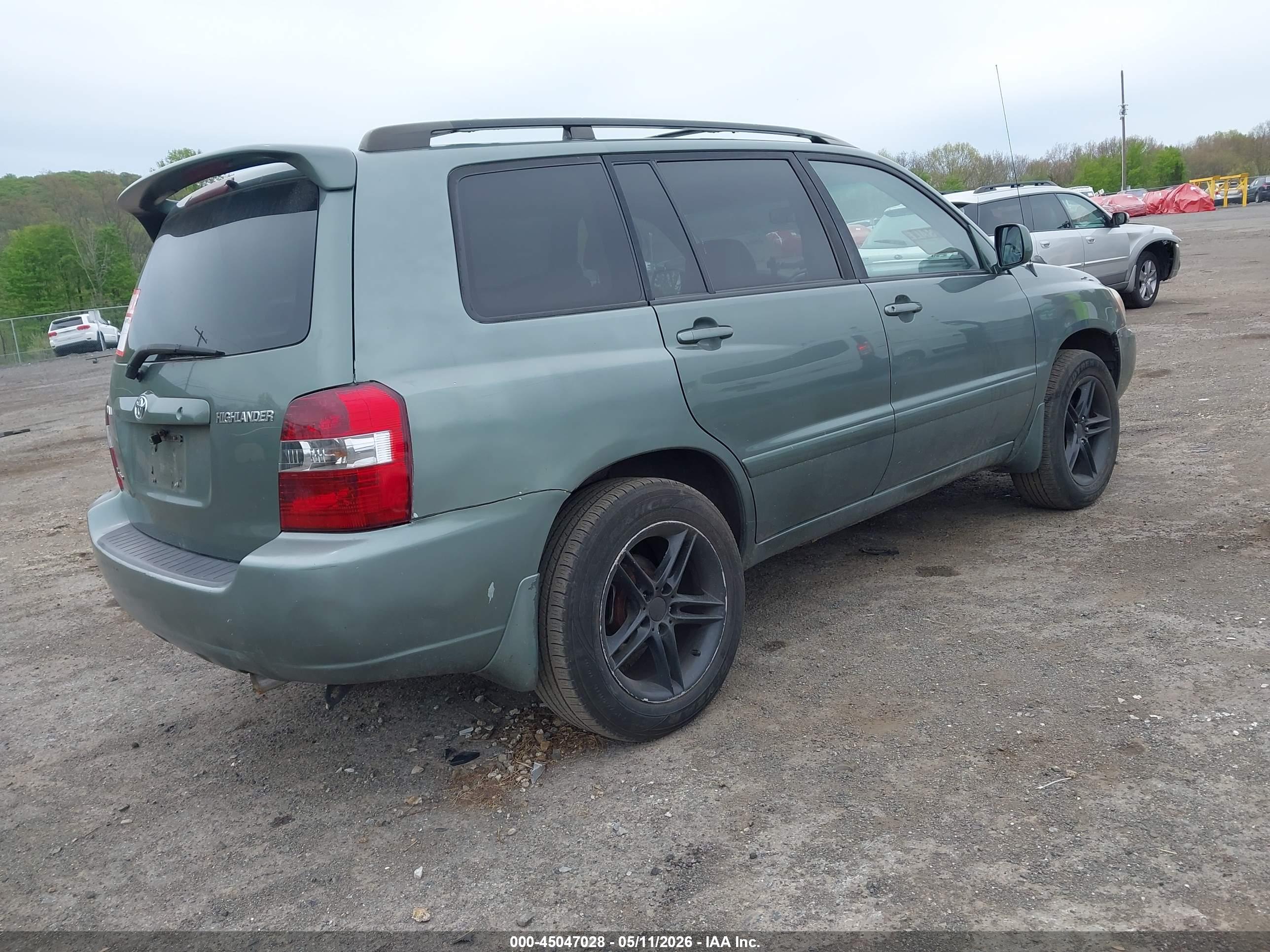 TOYOTA HIGHLANDER image 4