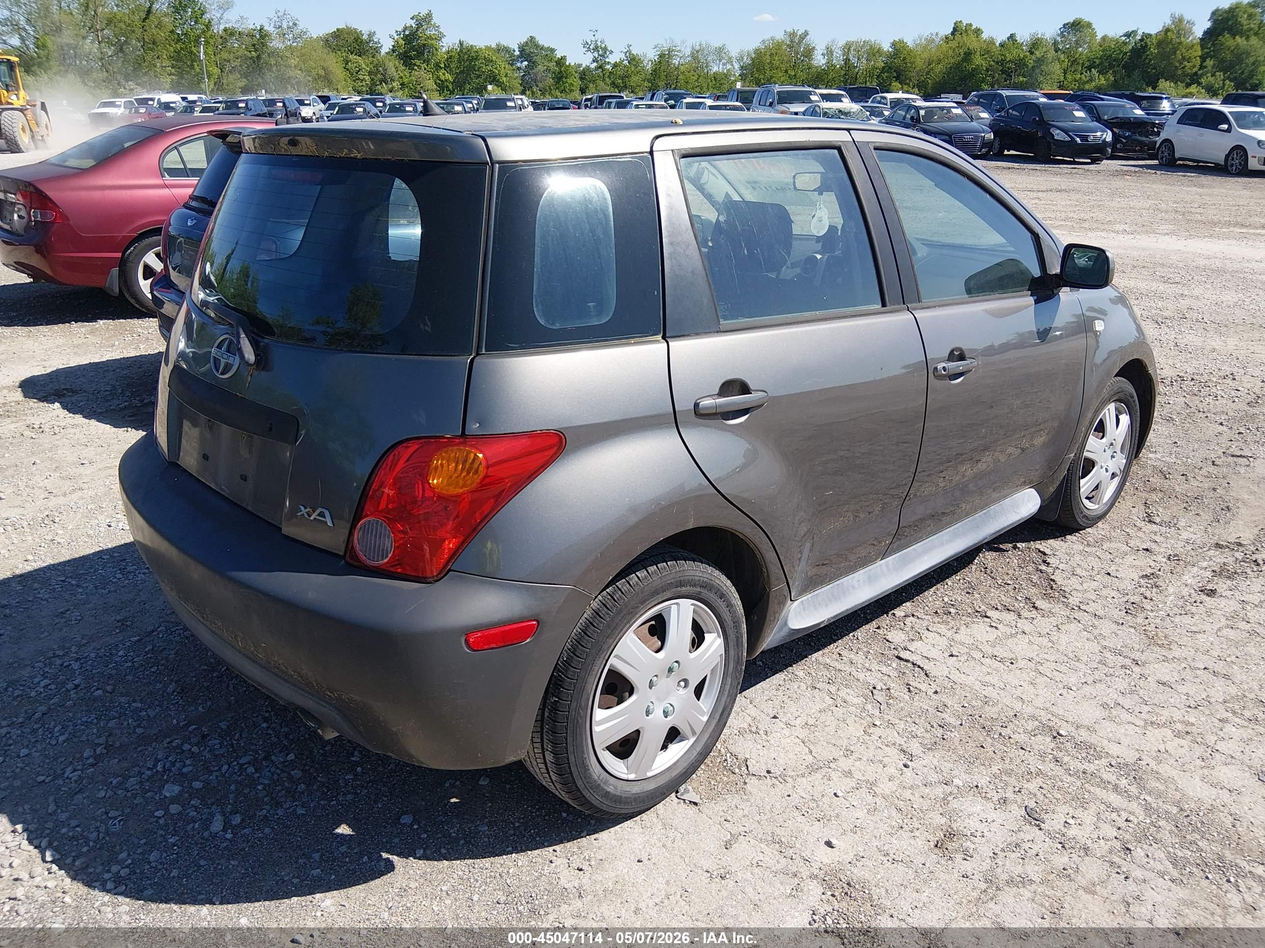 SCION XA image 4